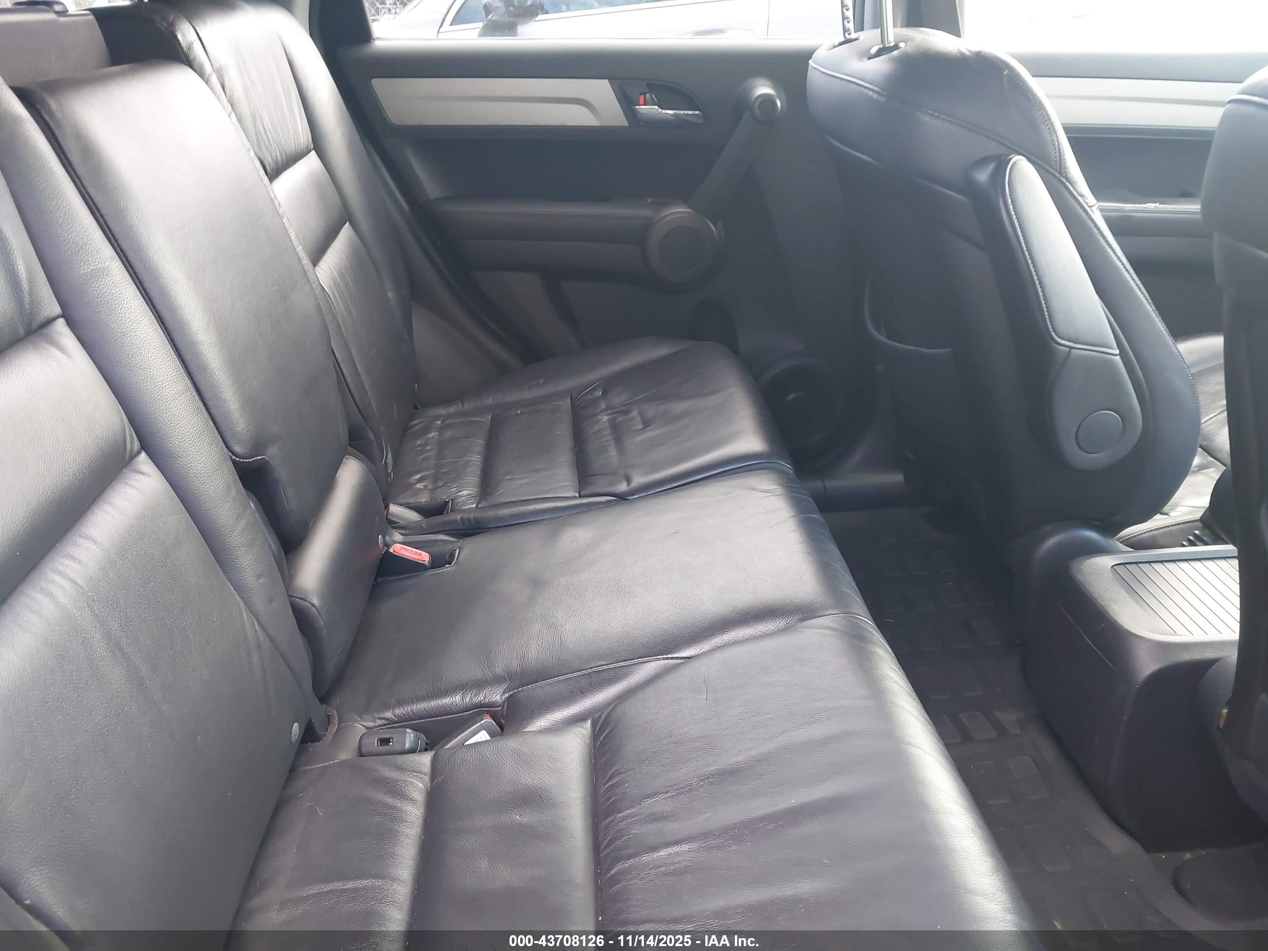 HONDA CR-V image 8