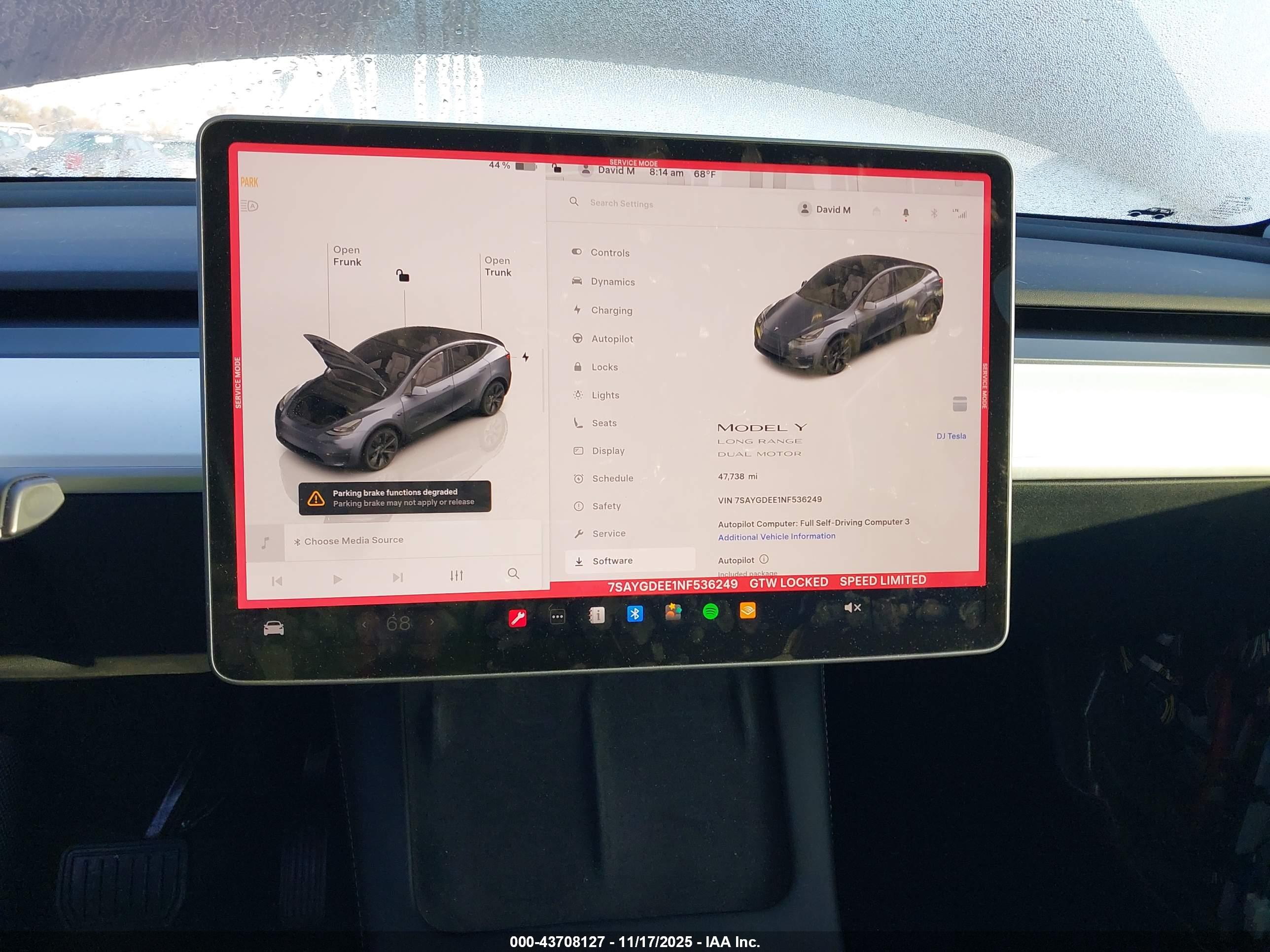 TESLA MODEL image 7