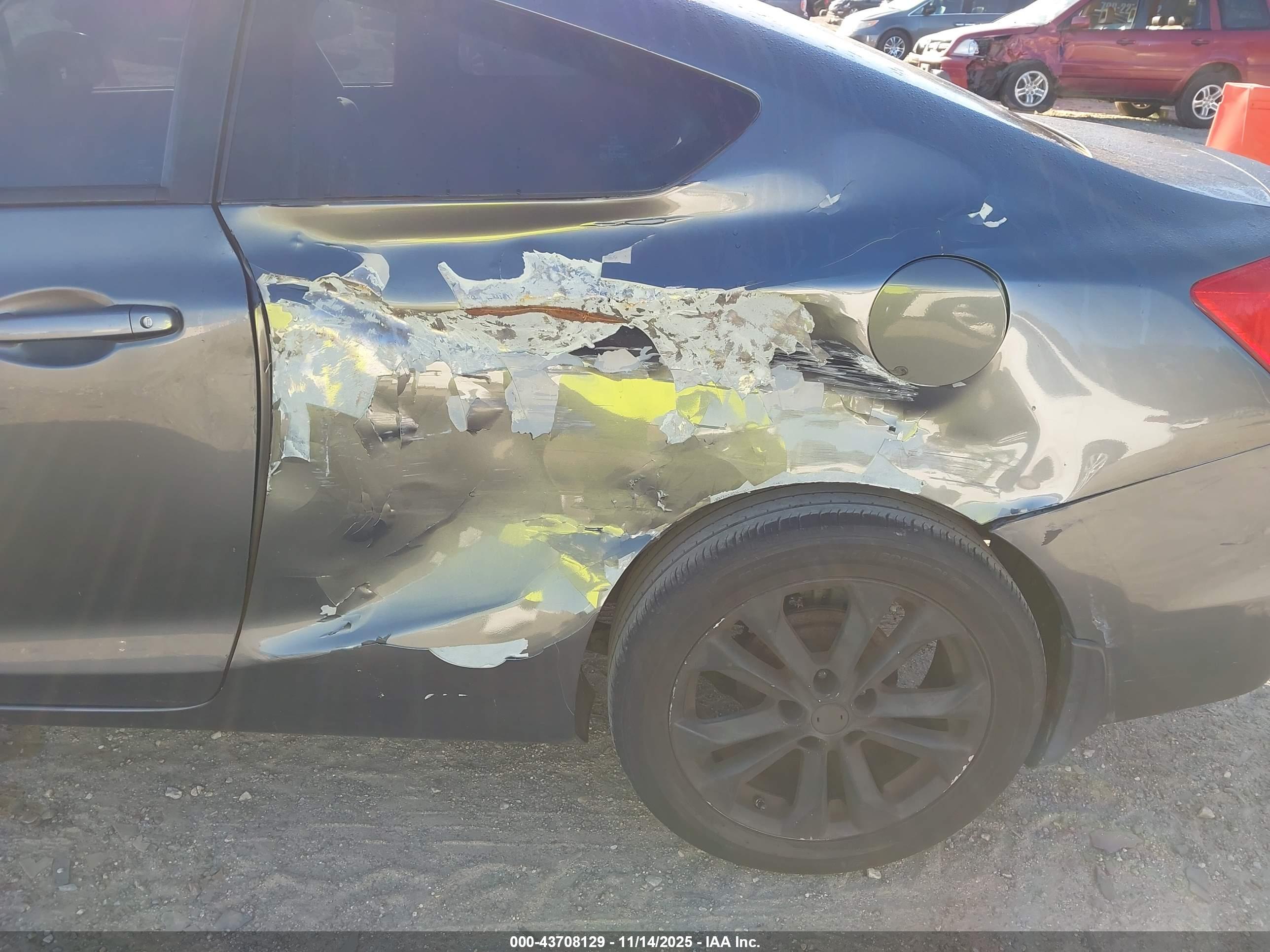 HONDA CIVIC image 6