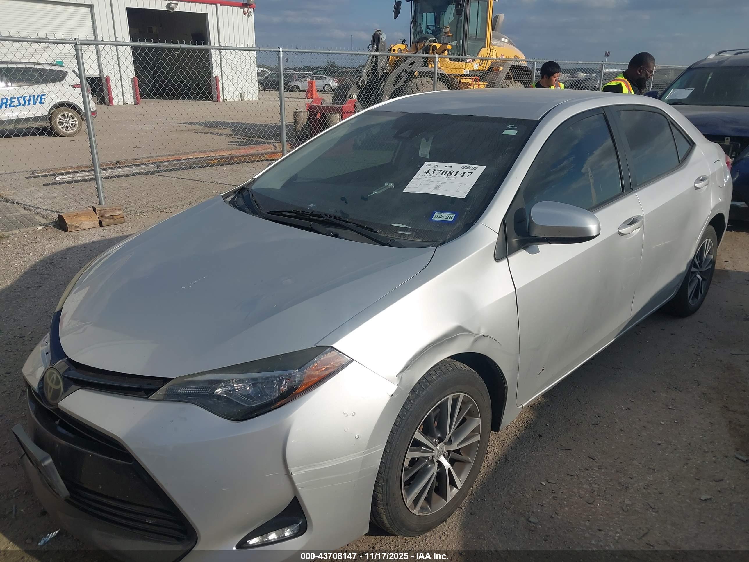 TOYOTA COROLLA image 2