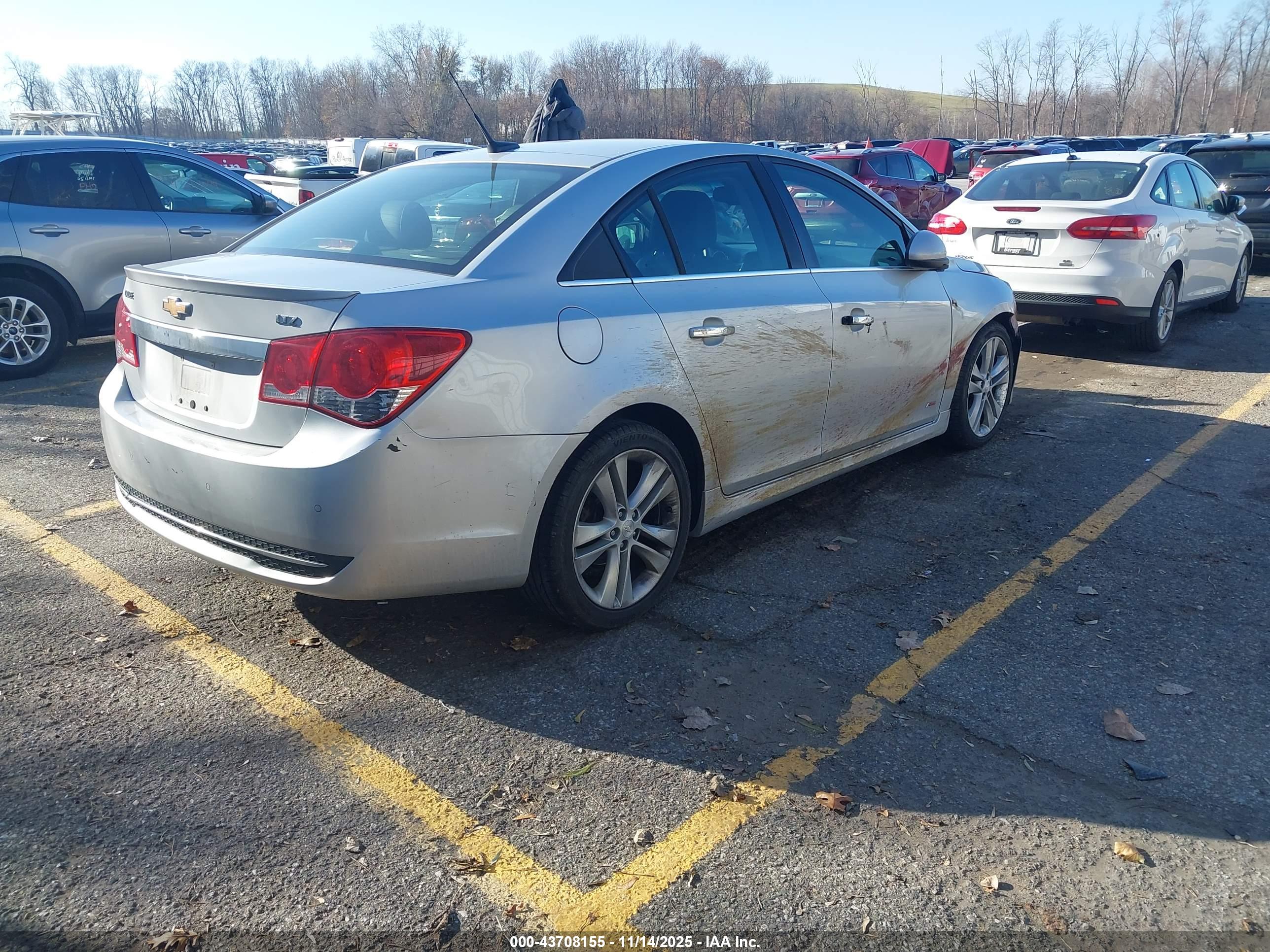 CHEVROLET CRUZE image 4