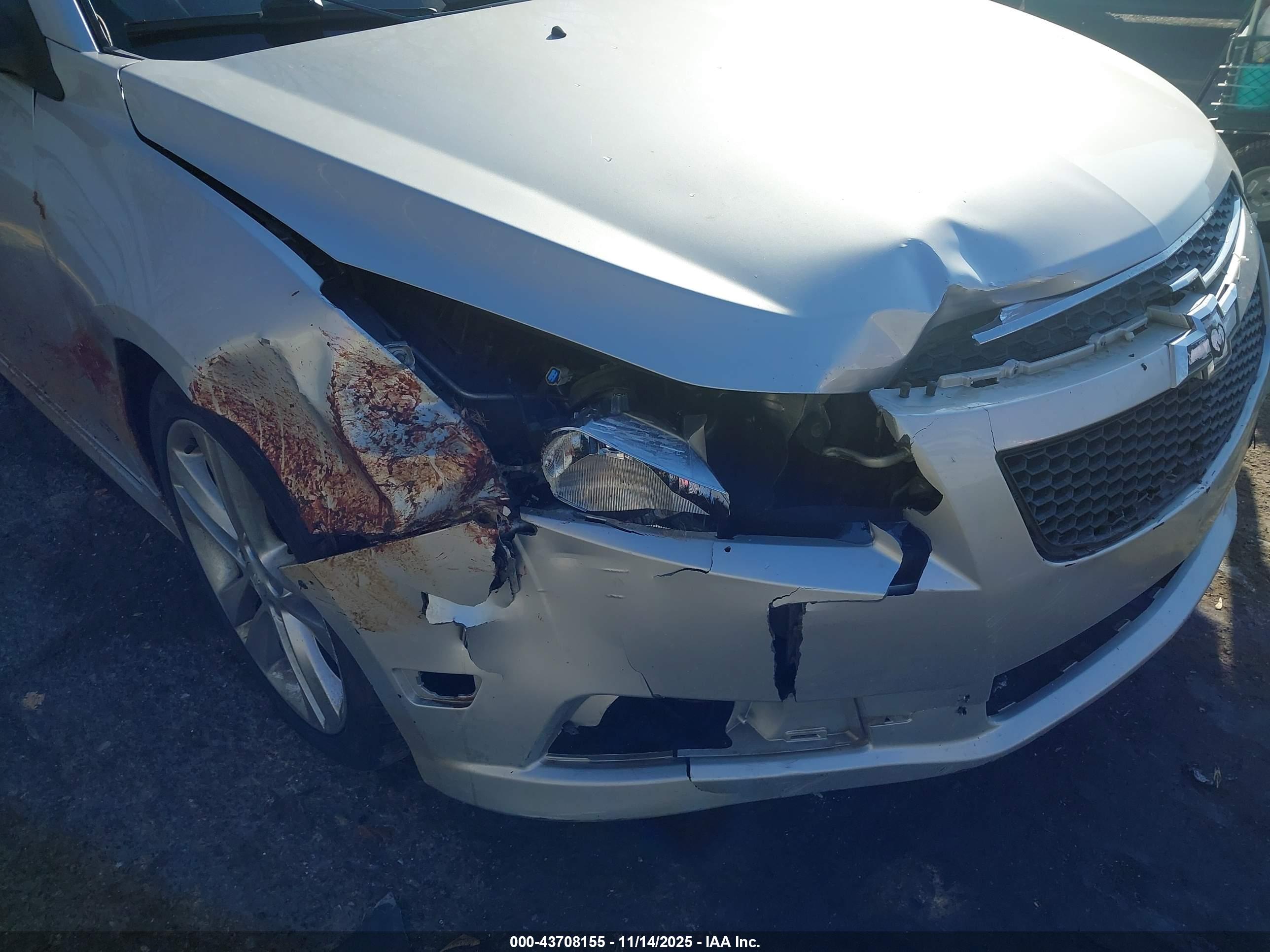 CHEVROLET CRUZE image 6