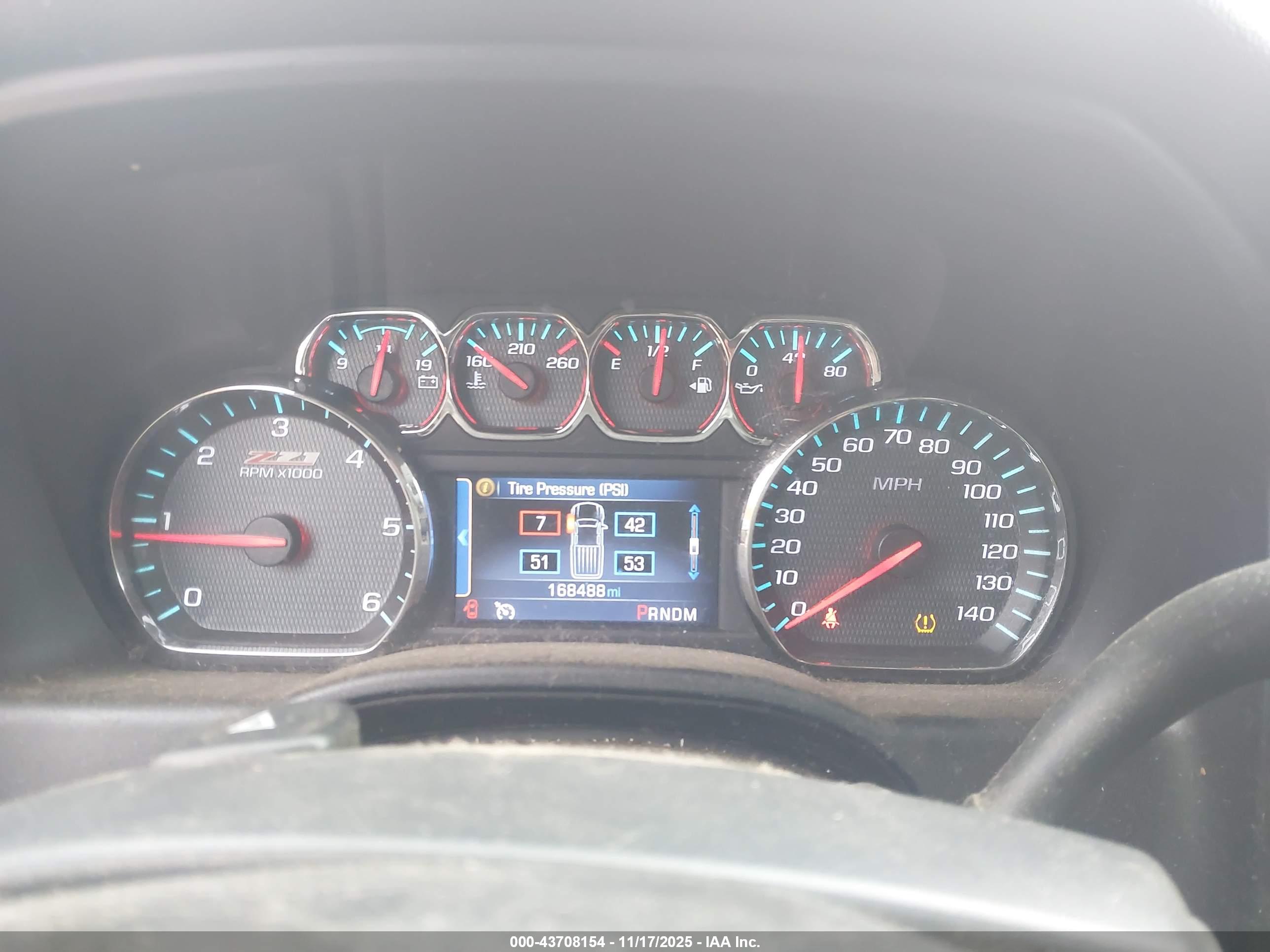 CHEVROLET SILVERADO image 7