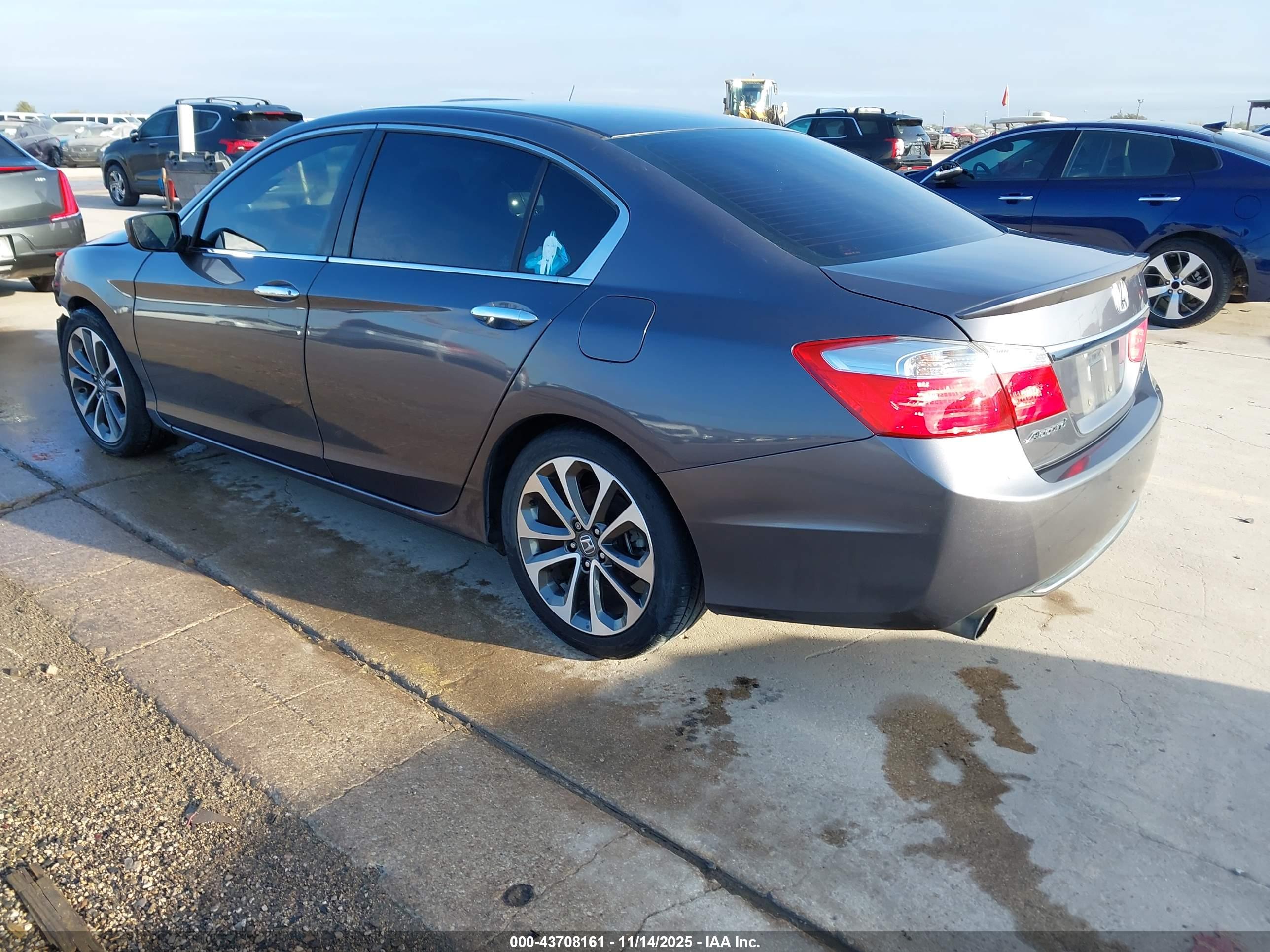 HONDA ACCORD image 3