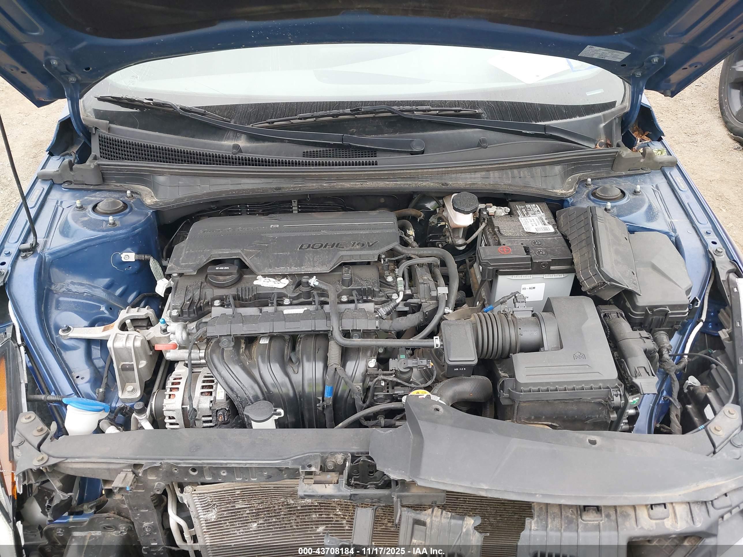 HYUNDAI ELANTRA image 10