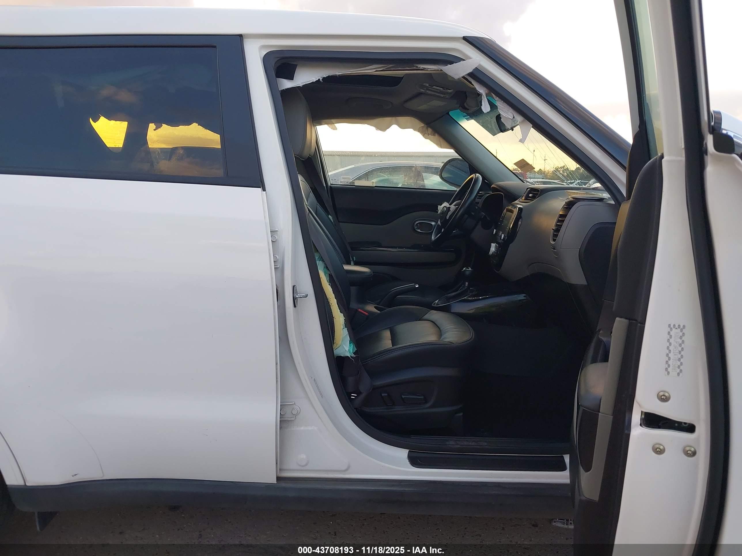 KIA SOUL image 5