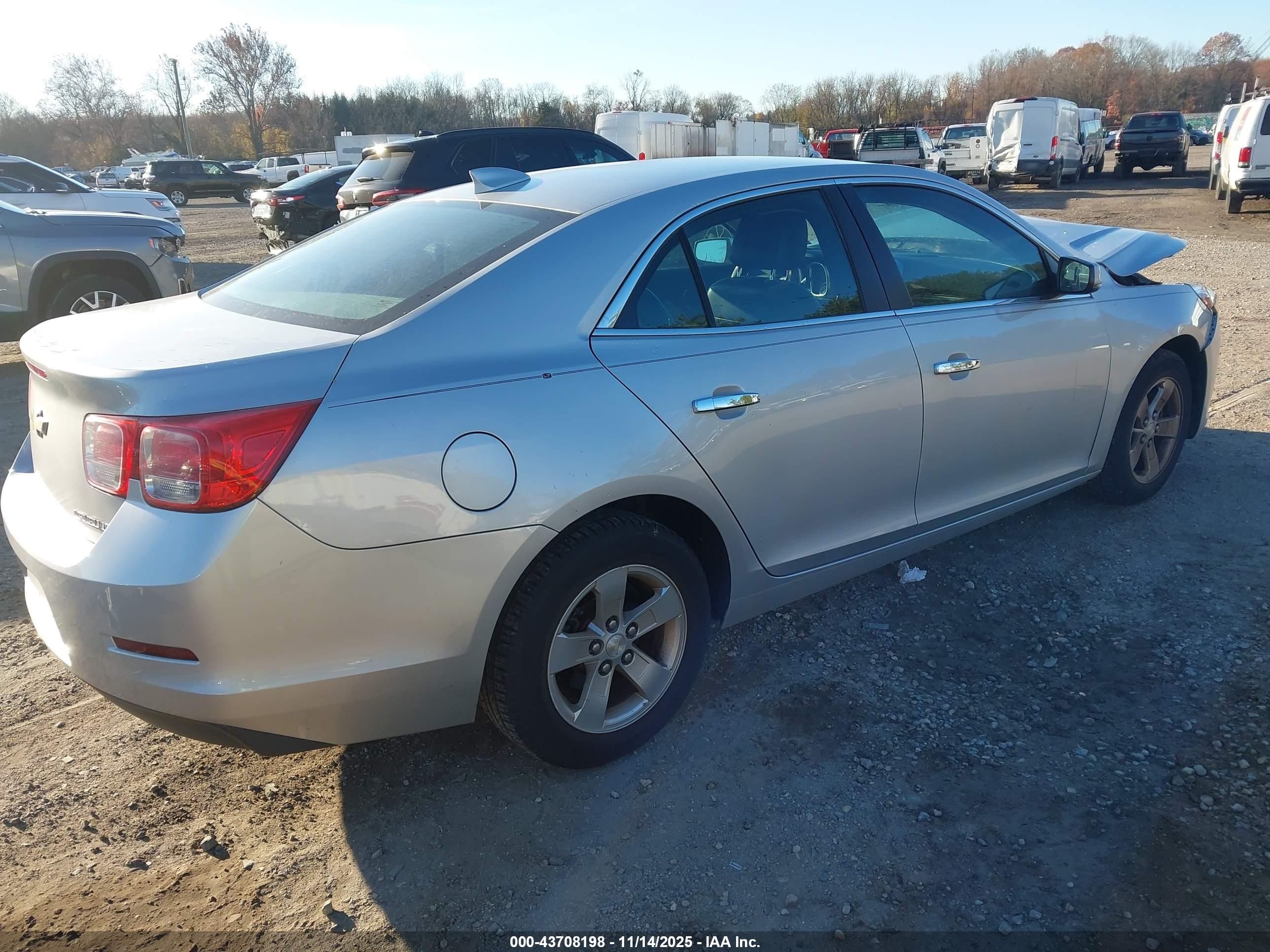 CHEVROLET MALIBU image 4