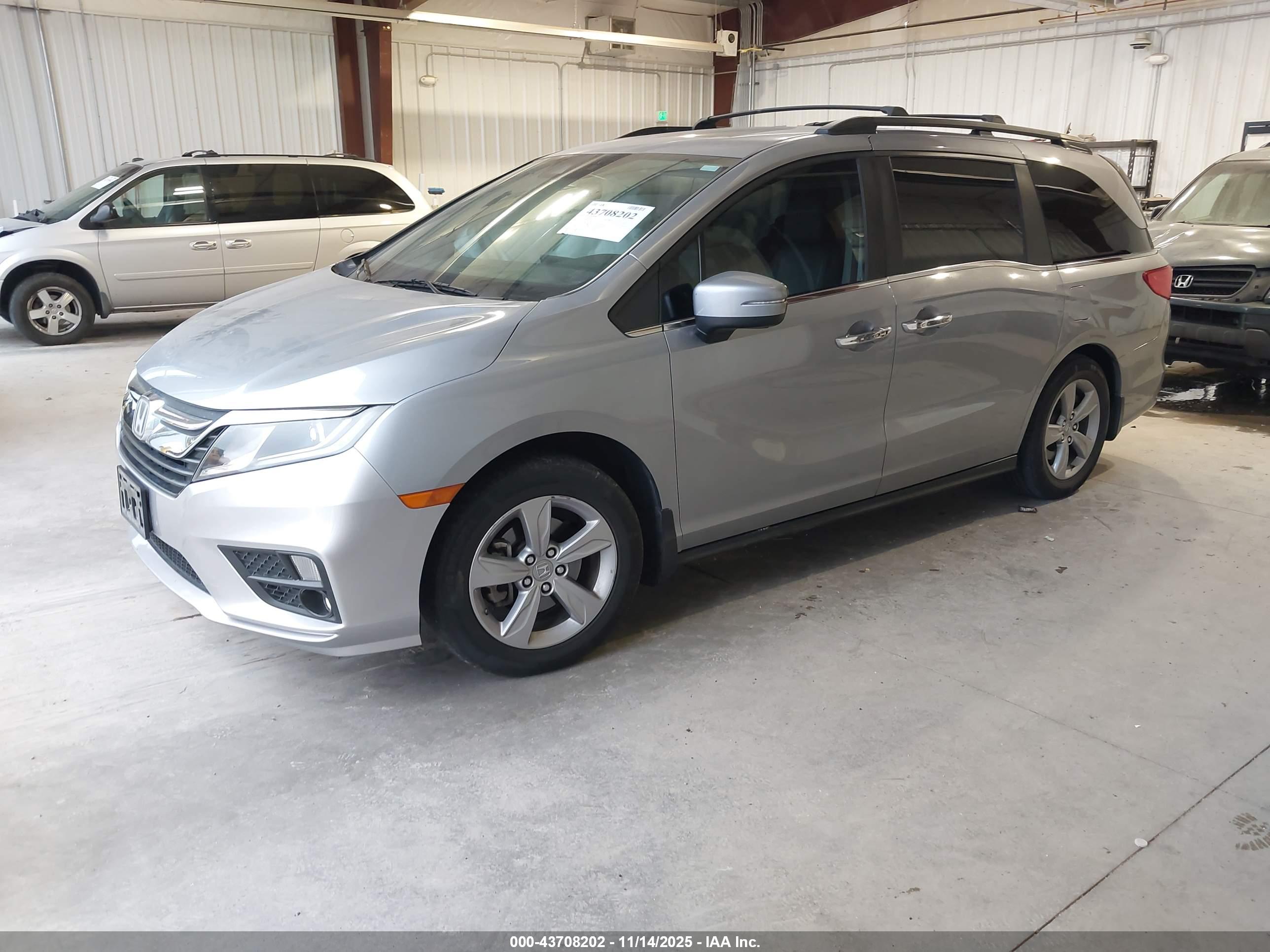 HONDA ODYSSEY image 2
