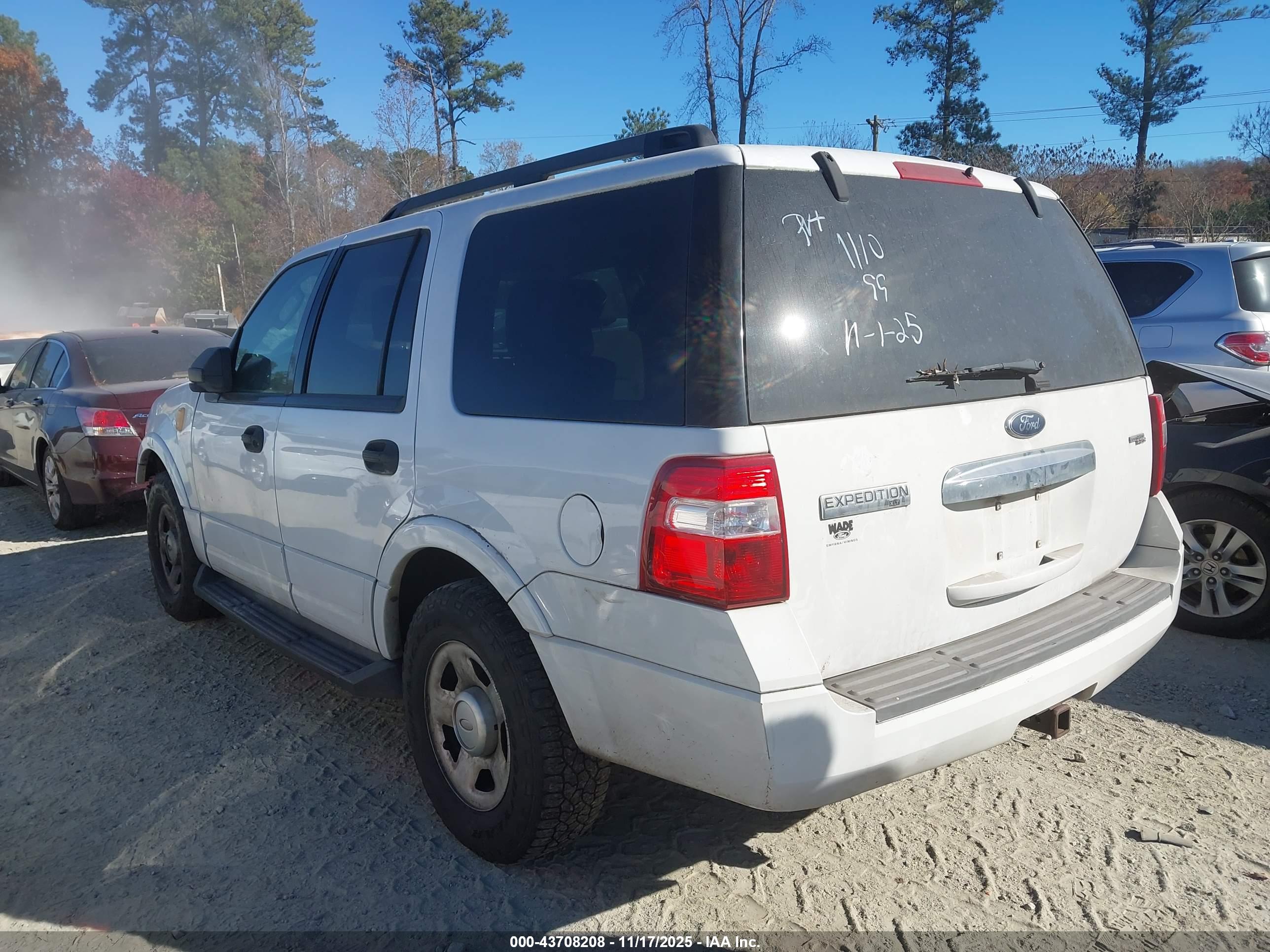 FORD EXPEDITION image 3