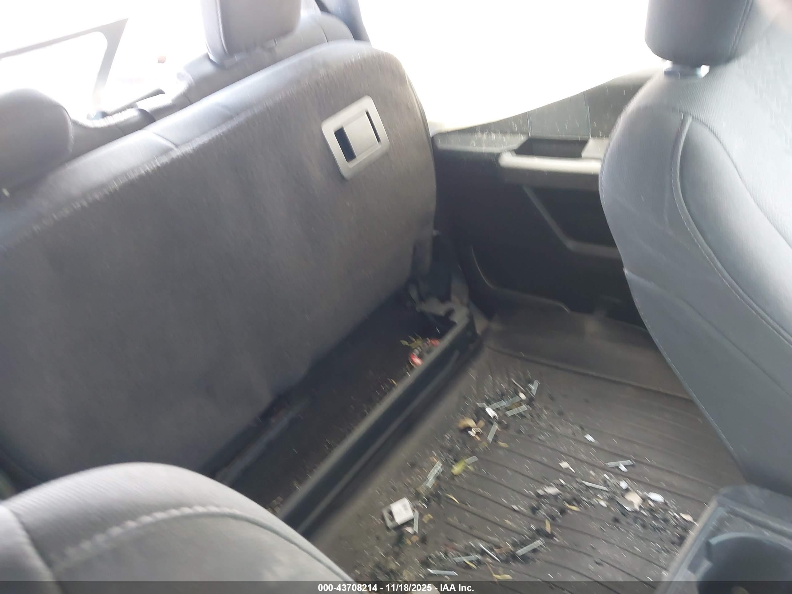 FORD F-150 image 8
