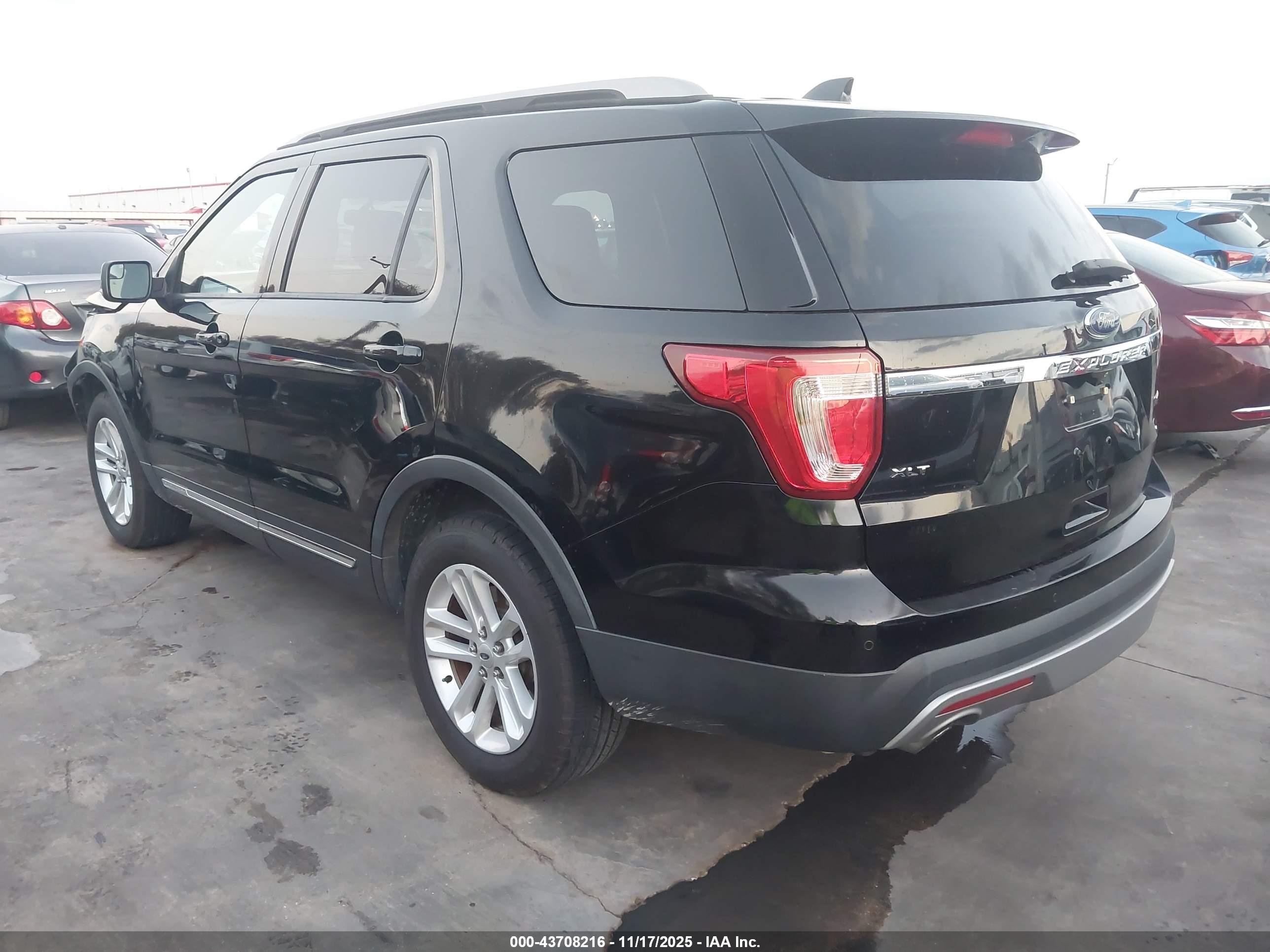 FORD EXPLORER image 3
