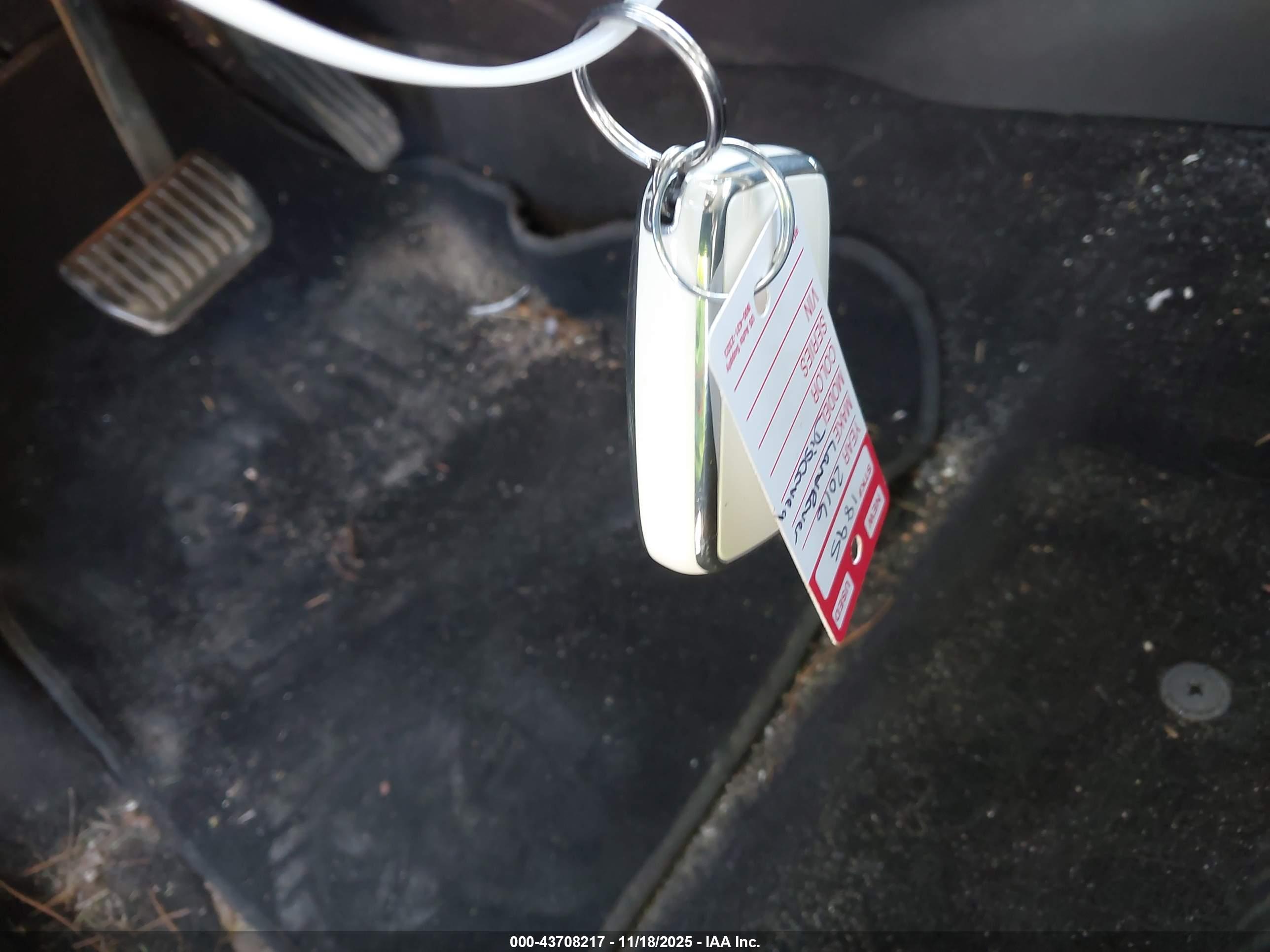 LAND ROVER image 11