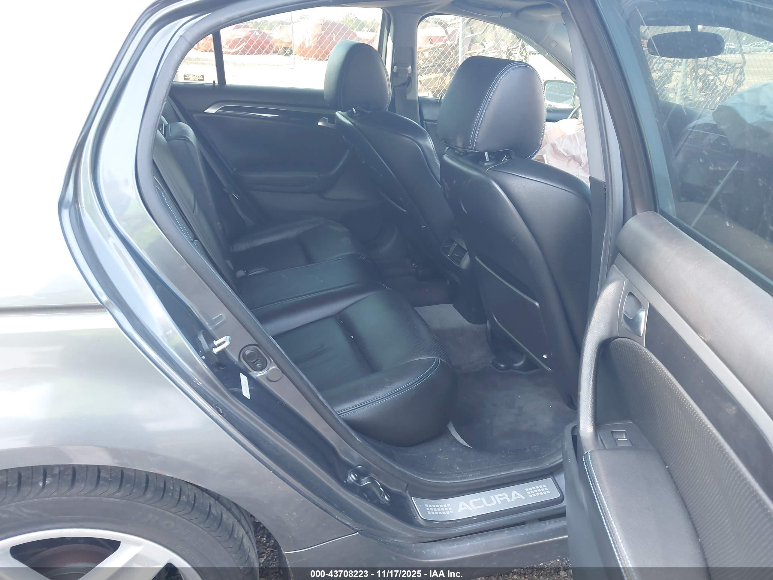 ACURA TL image 8