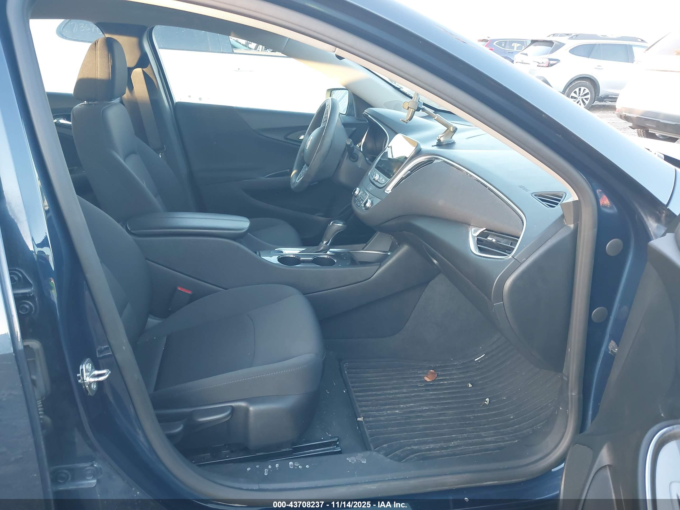 CHEVROLET MALIBU image 5