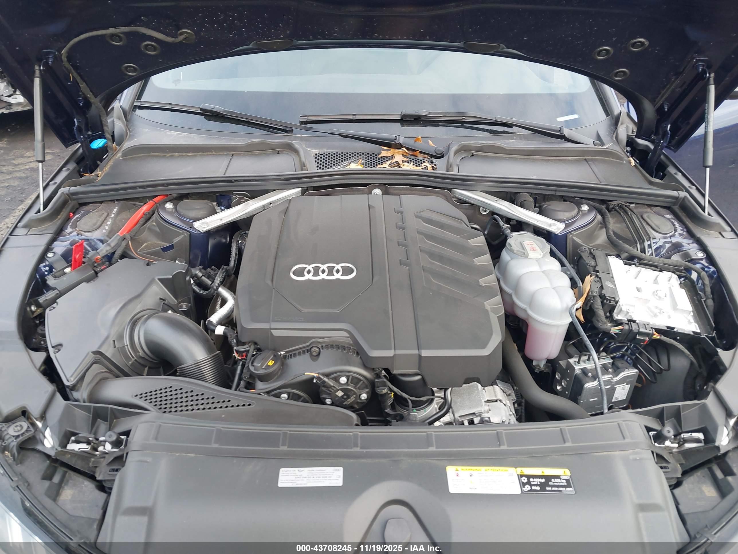 AUDI A4 image 10