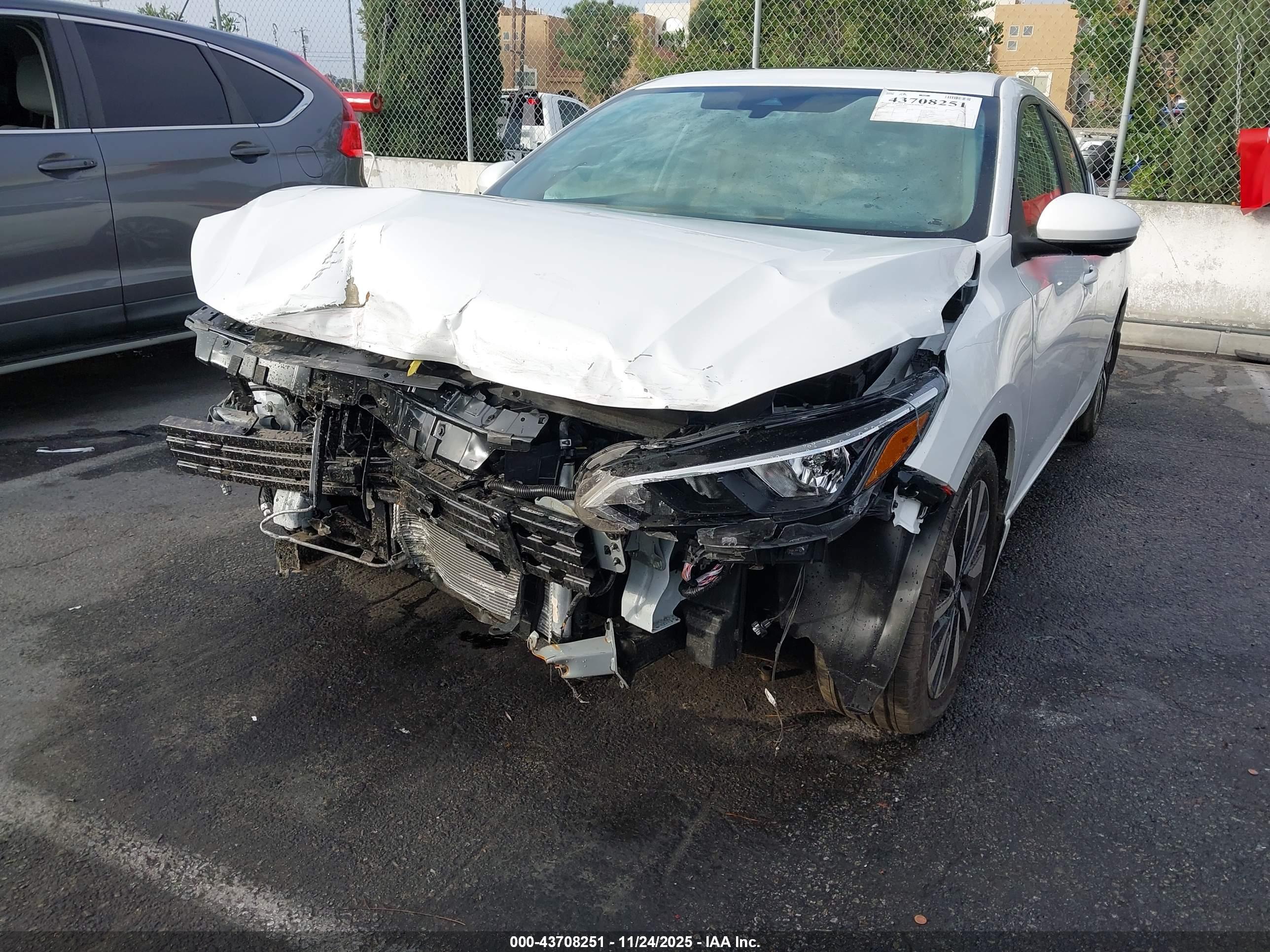 NISSAN SENTRA image 6