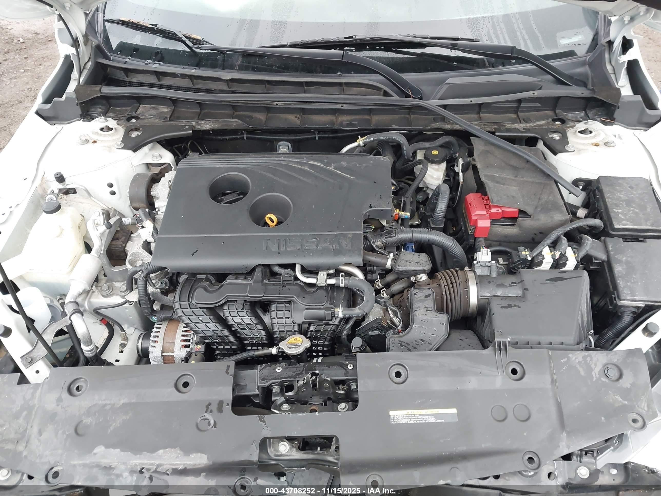 NISSAN ALTIMA image 10