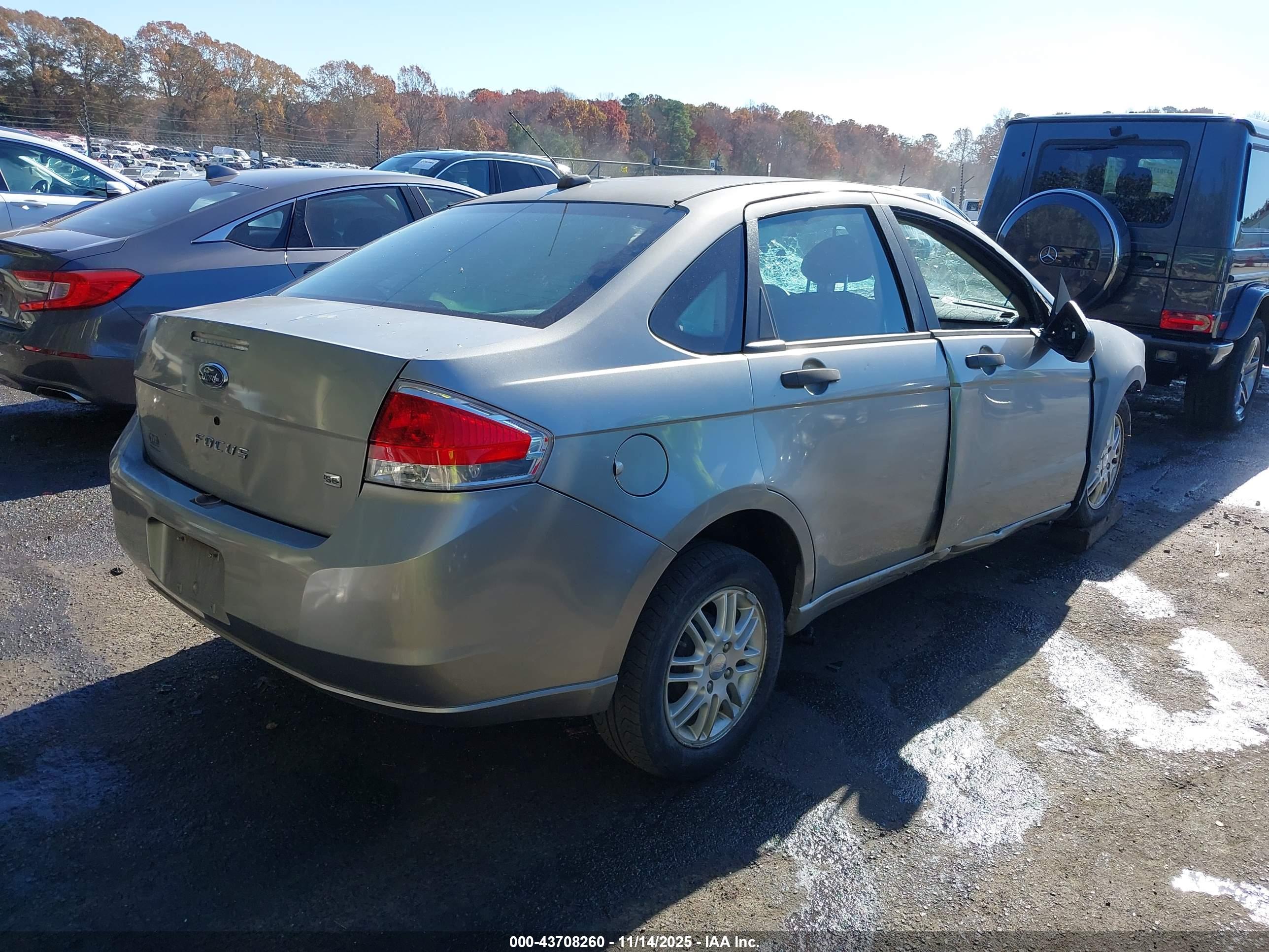 FORD FOCUS image 4