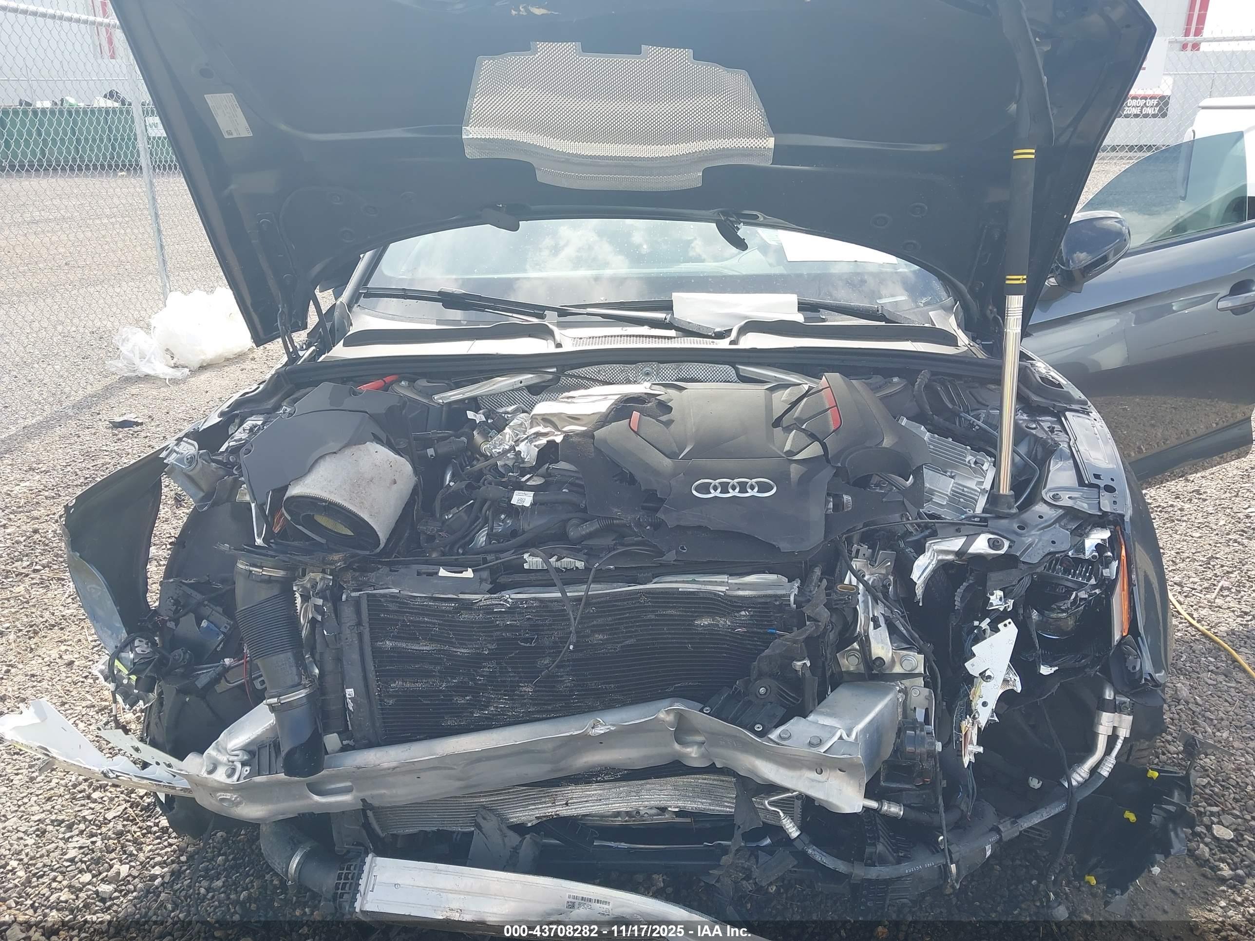 AUDI S5 image 10