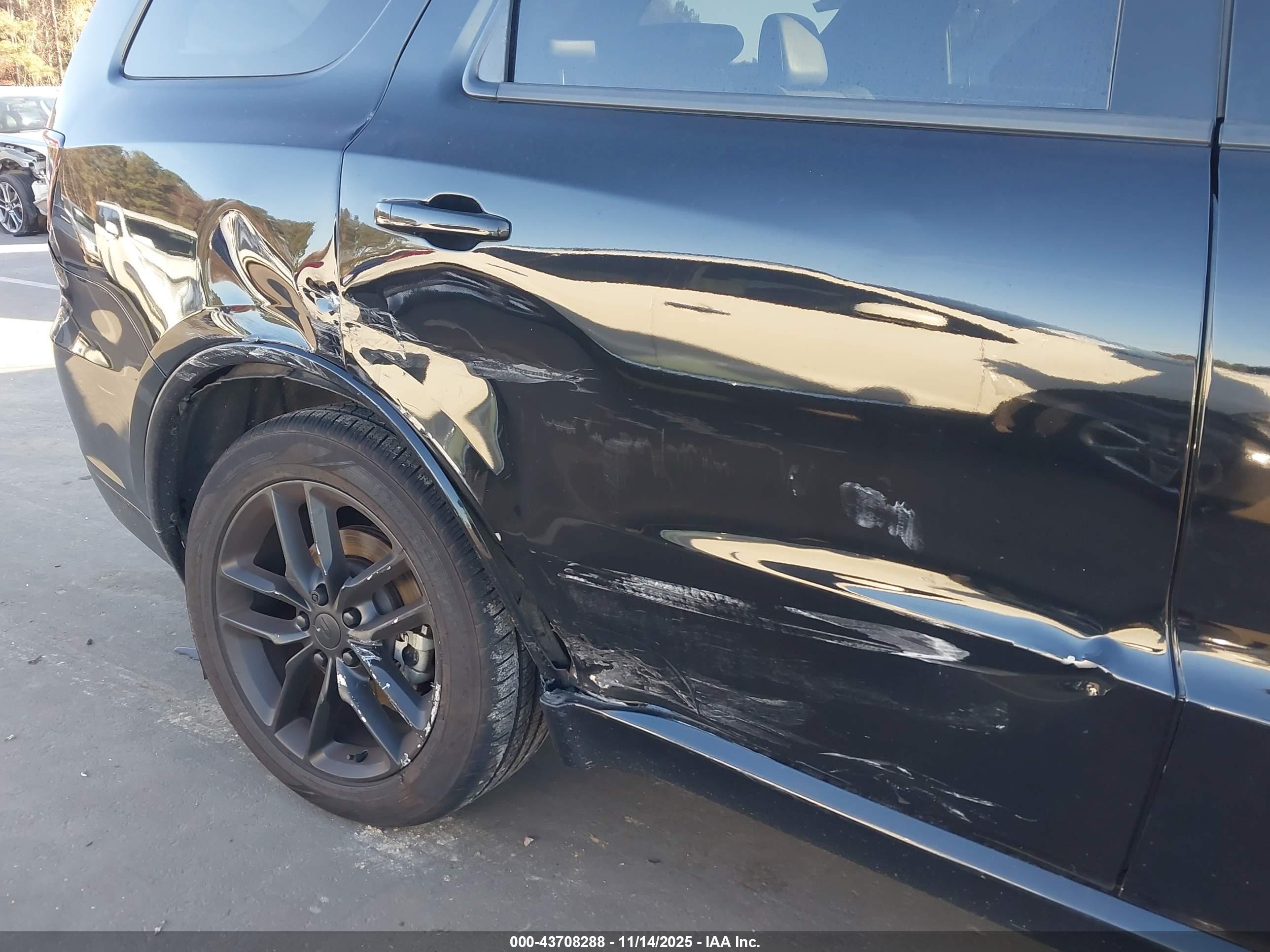 DODGE DURANGO image 6