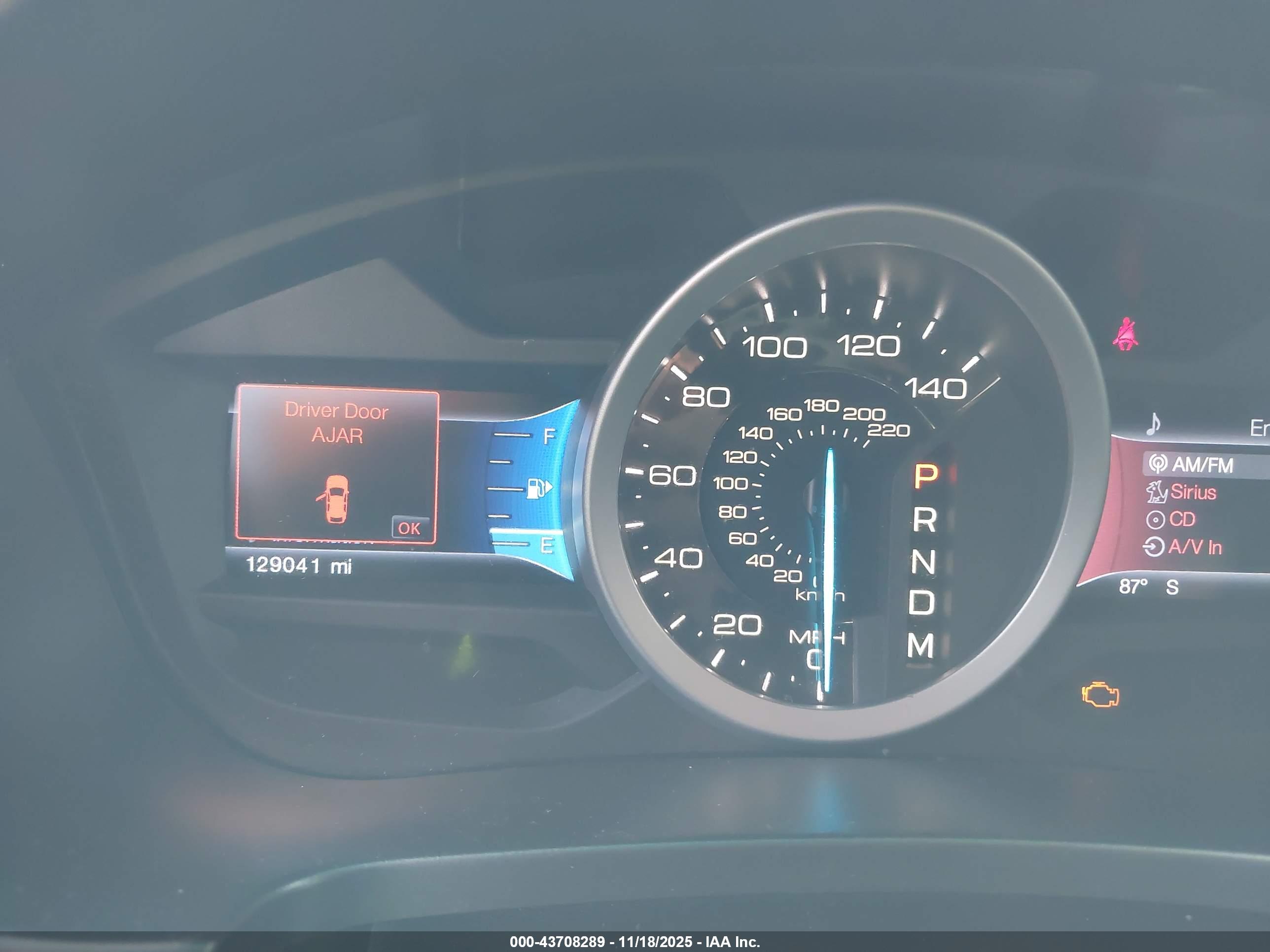 FORD EXPLORER image 7