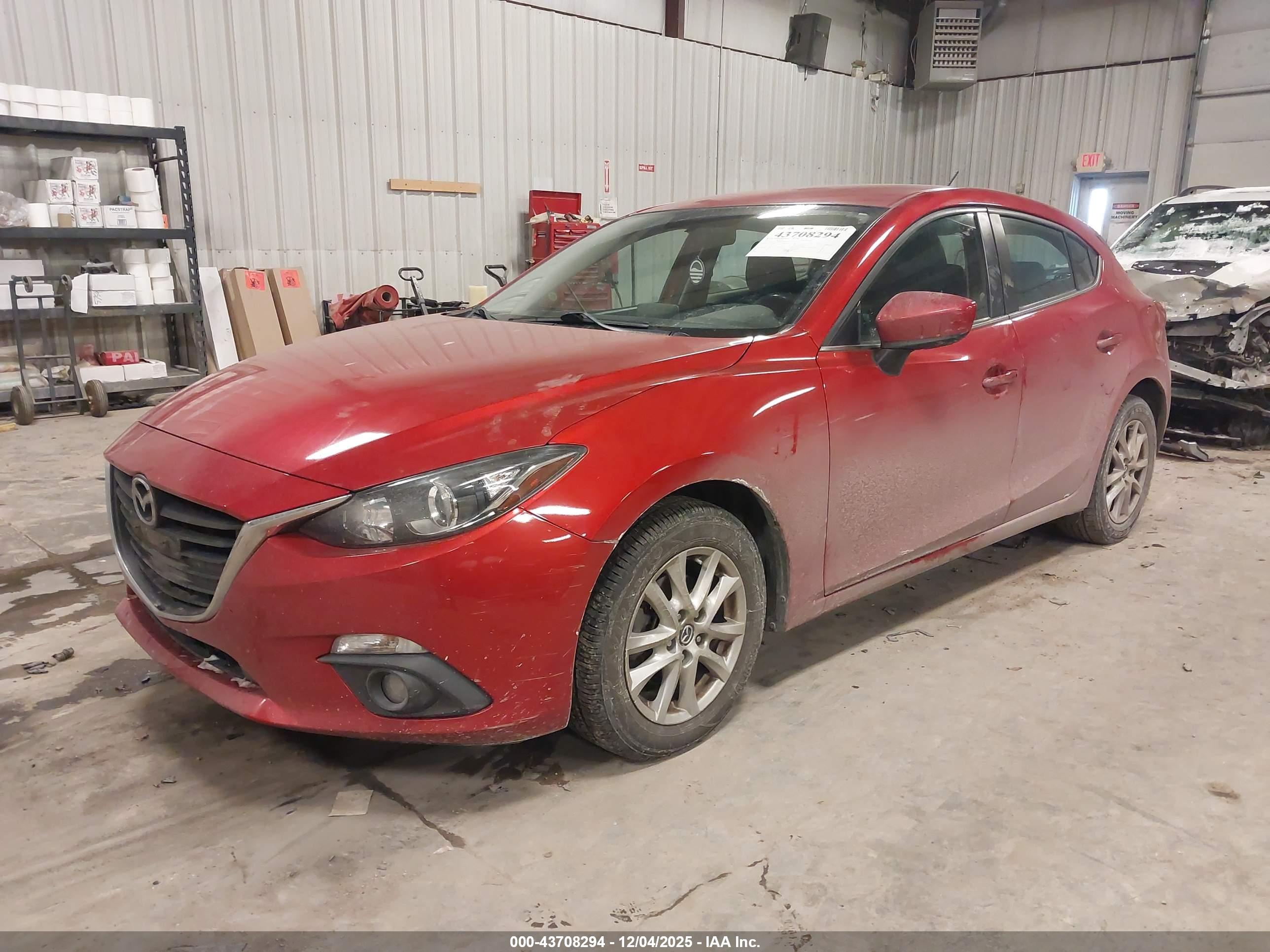 MAZDA MAZDA3 image 2