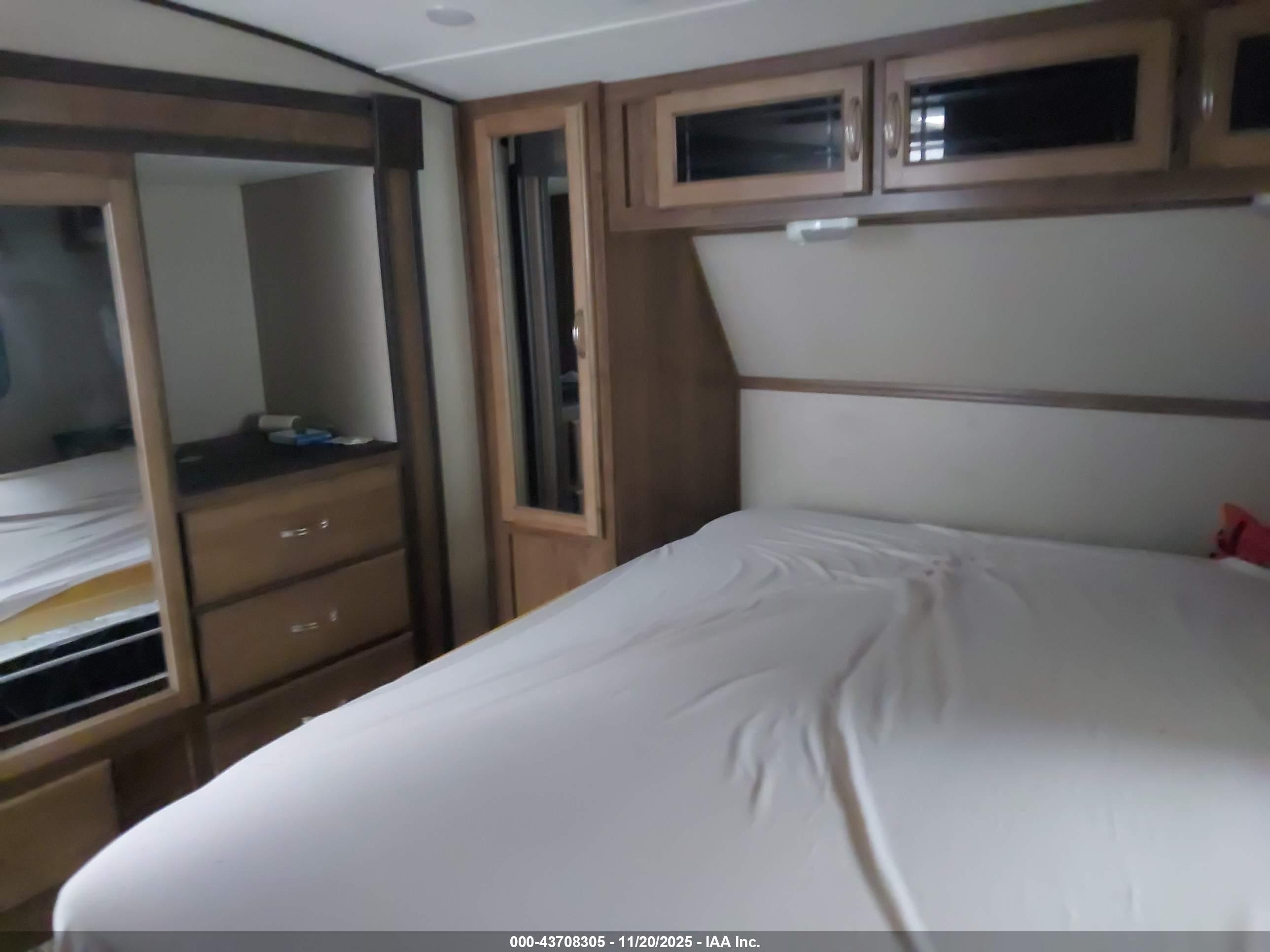 COACHMEN CHAPARRAL image 5
