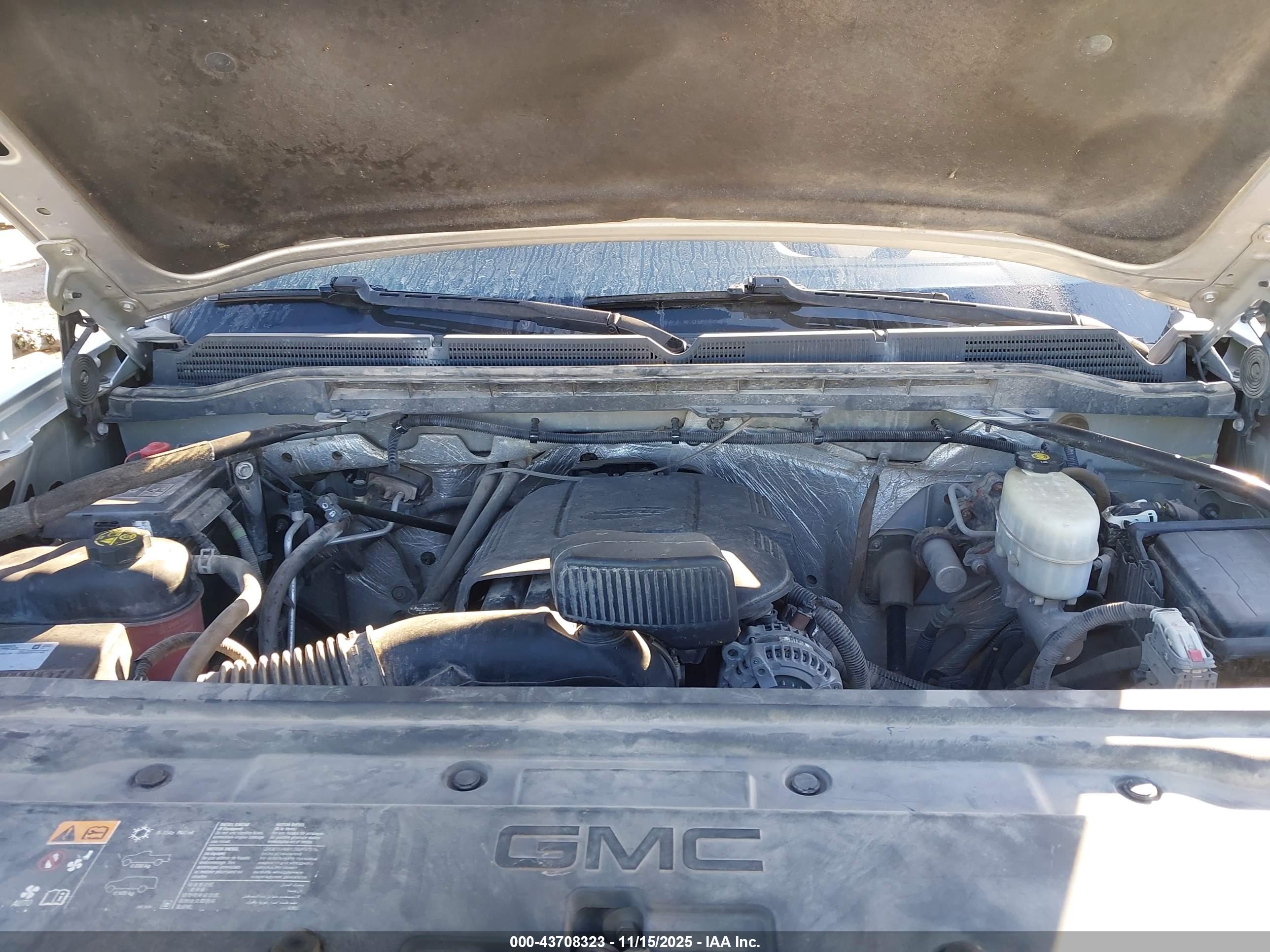 GMC SIERRA image 10