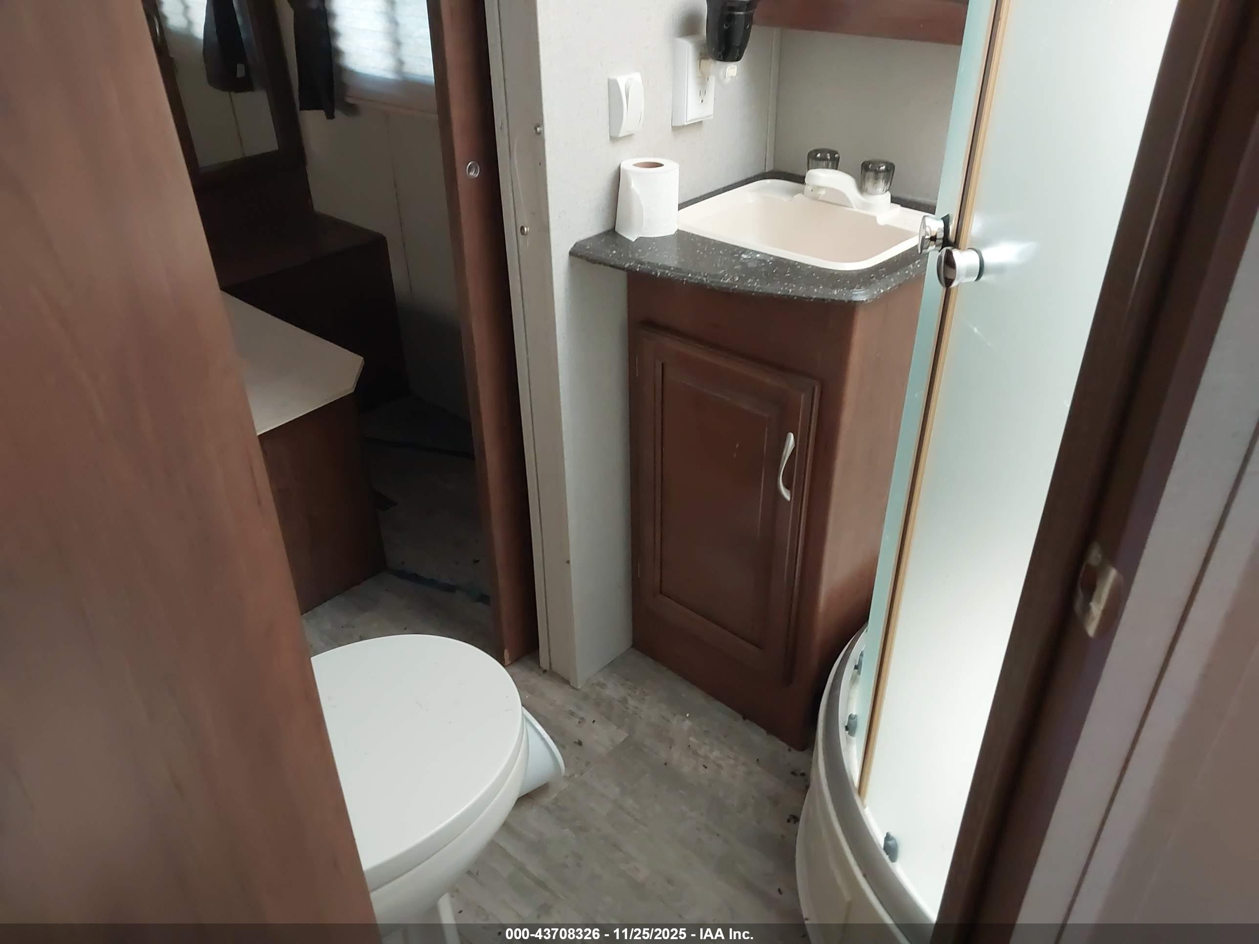 COACHMEN FREEDOM image 8