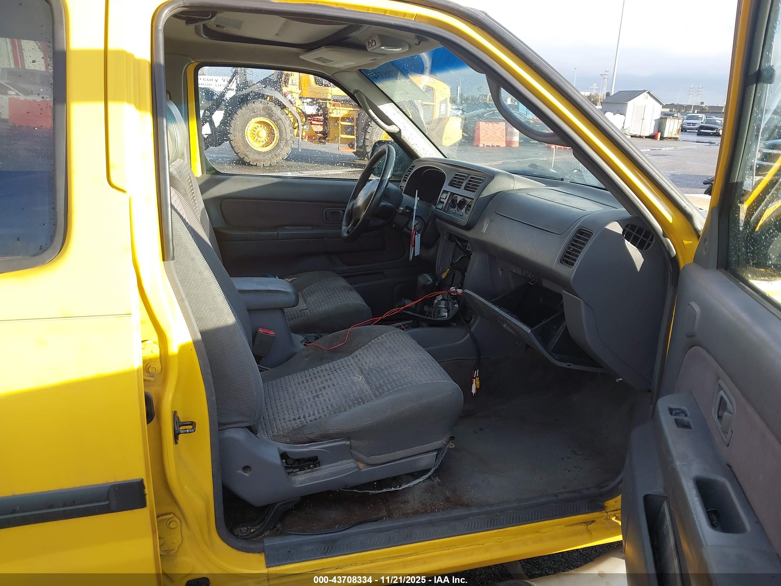 NISSAN XTERRA image 5