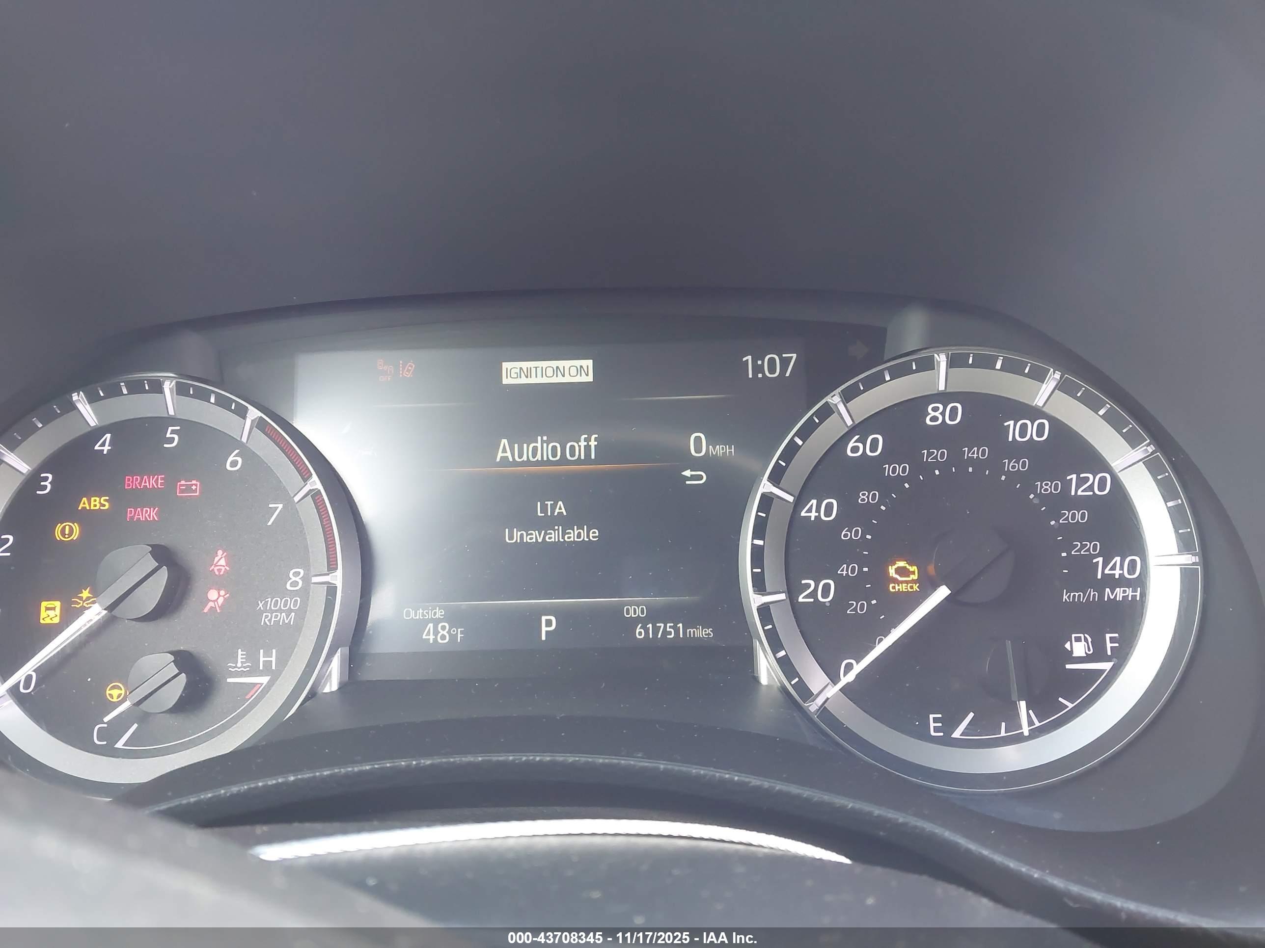 TOYOTA HIGHLANDER image 7
