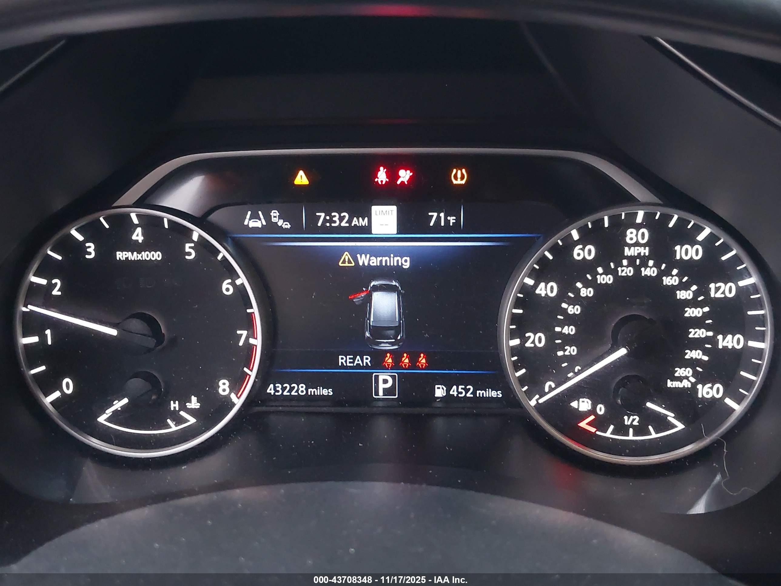 NISSAN MURANO image 7