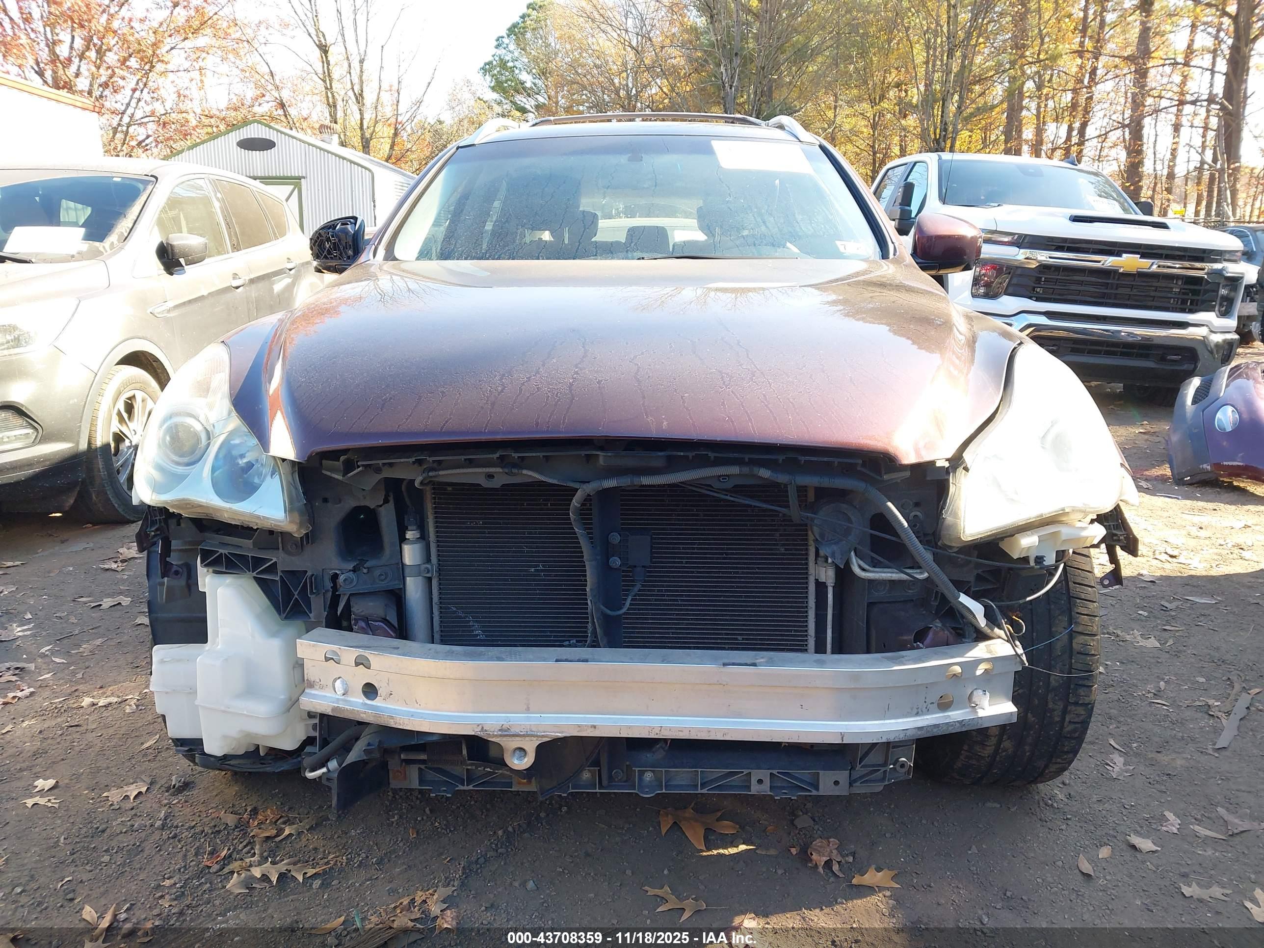INFINITI EX35 image 6
