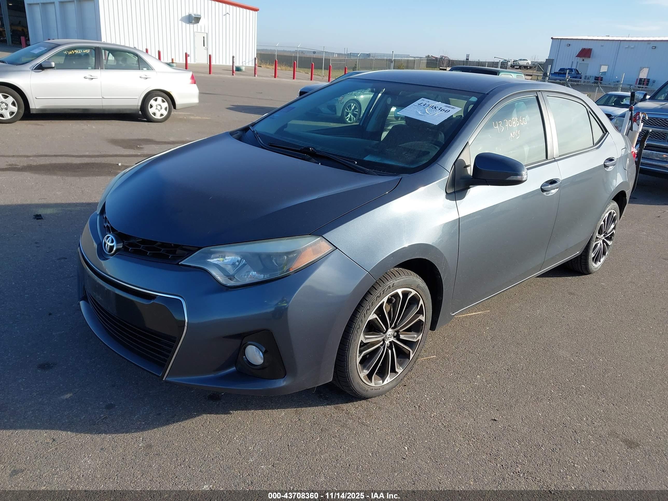 TOYOTA COROLLA image 2