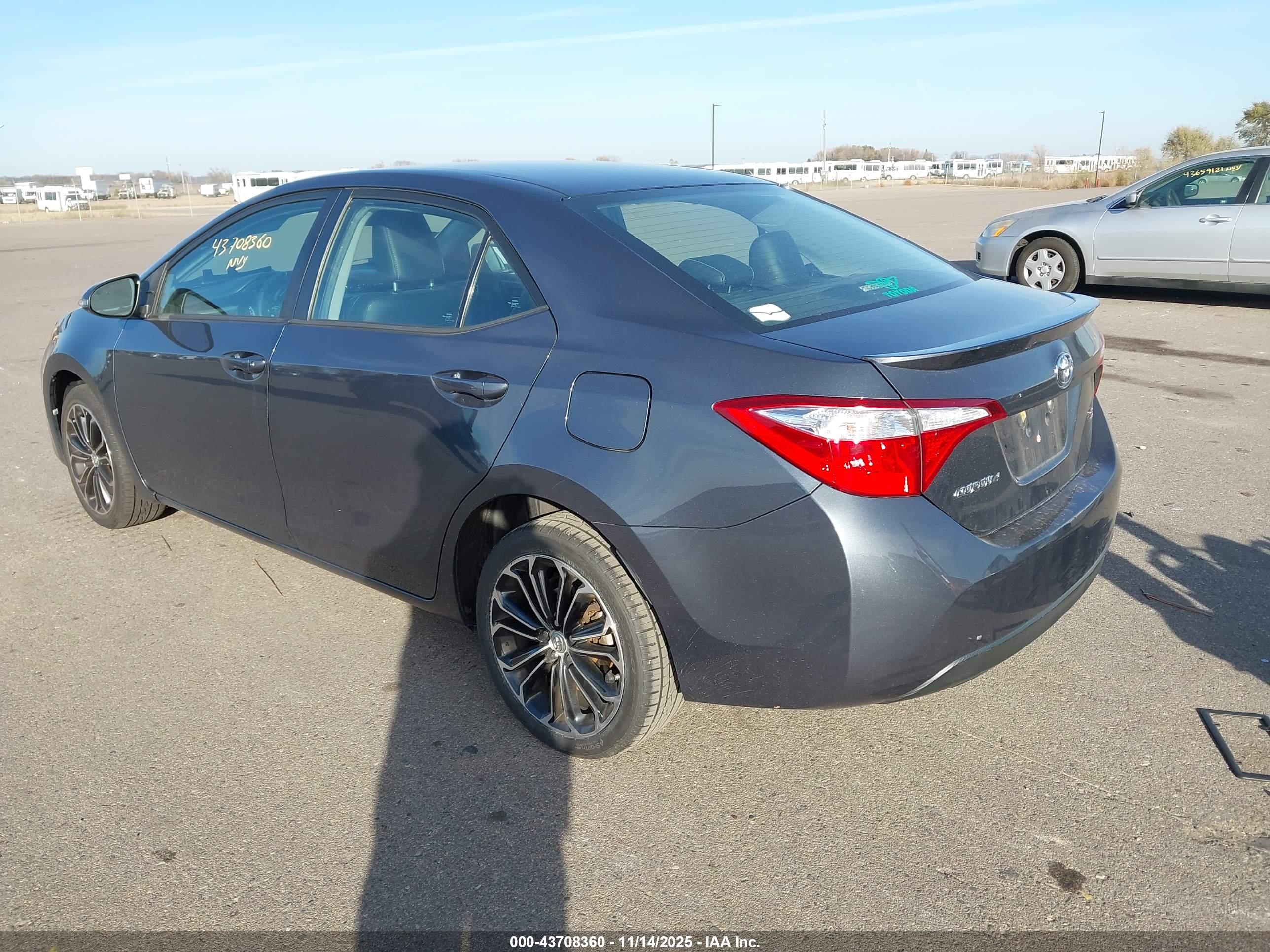 TOYOTA COROLLA image 3