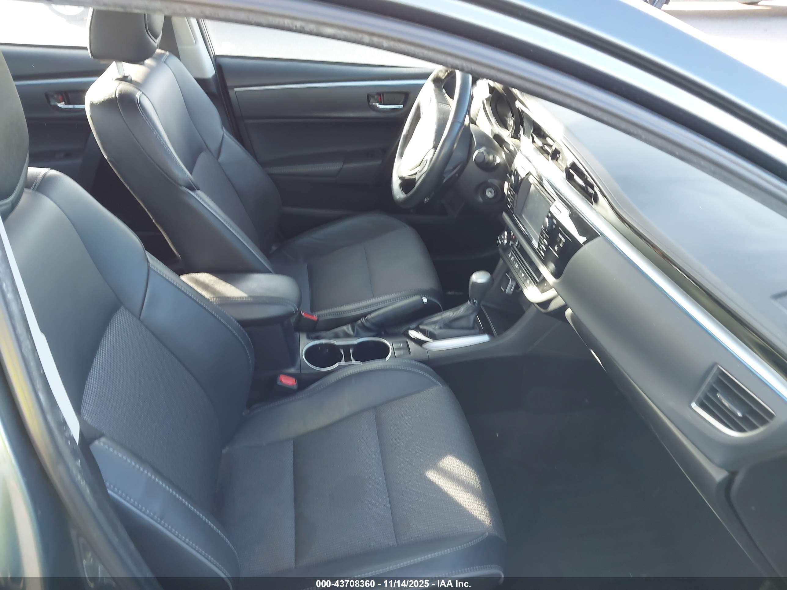TOYOTA COROLLA image 5