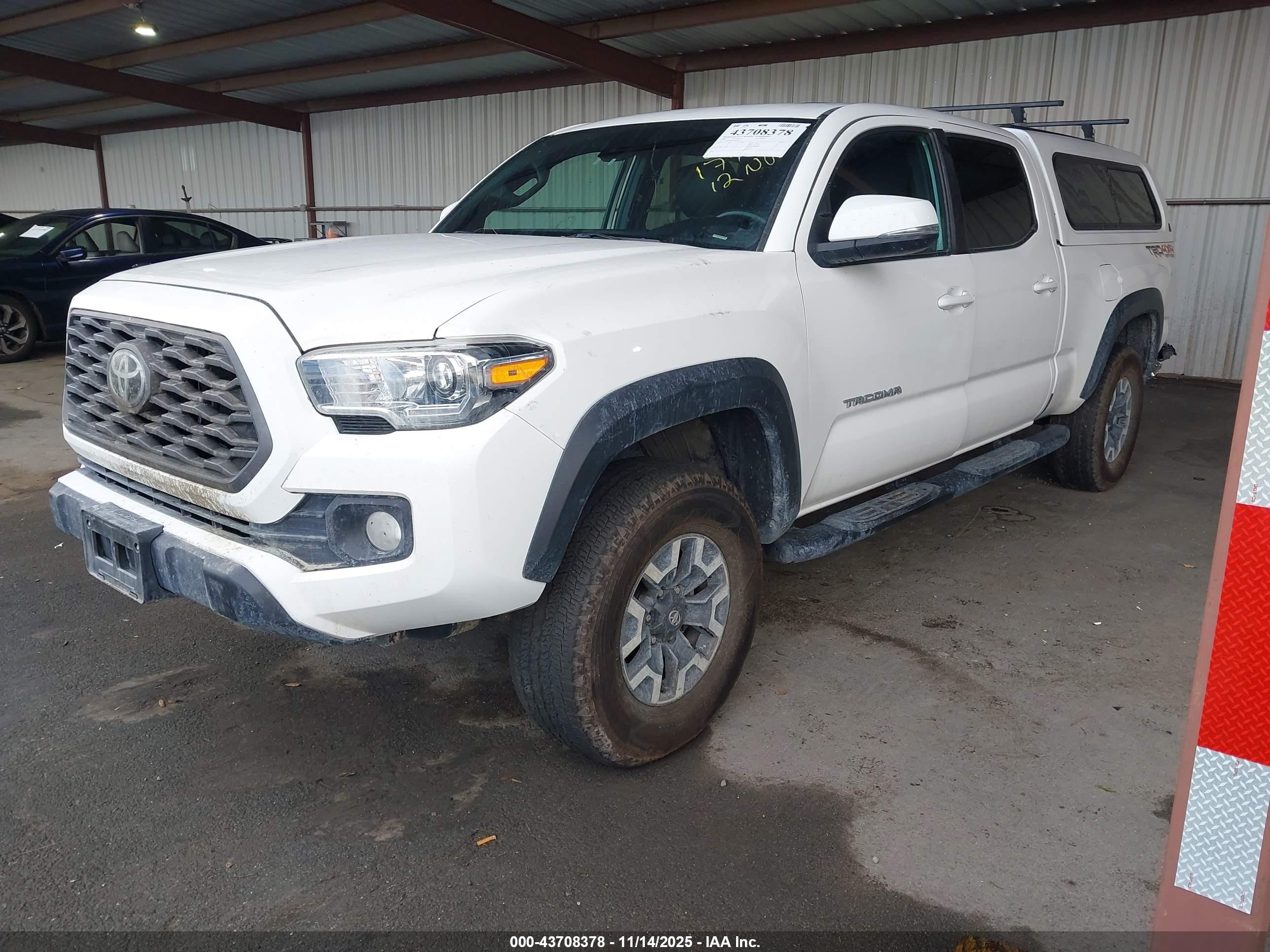TOYOTA TACOMA image 2