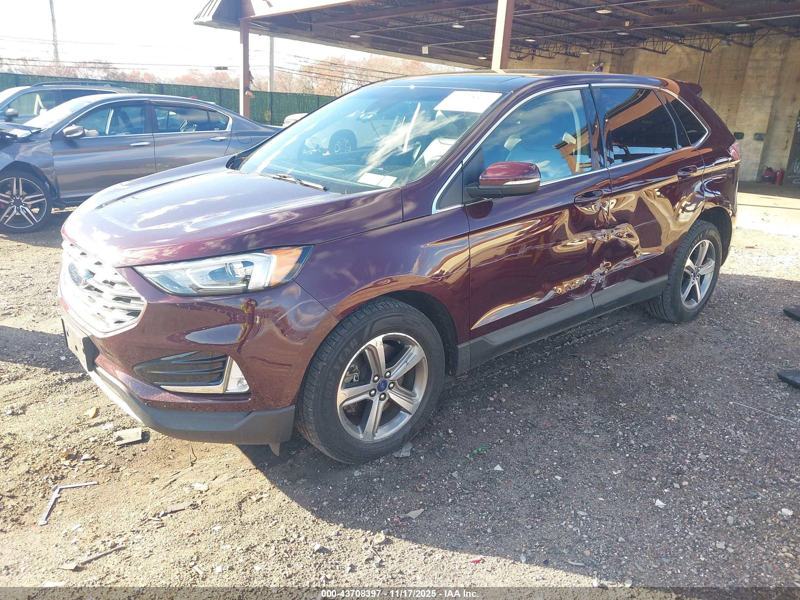 FORD EDGE image 2