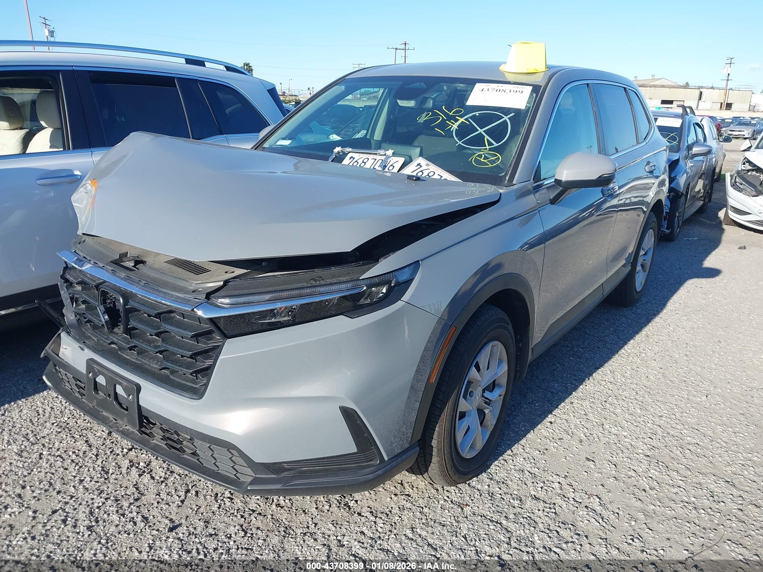 HONDA CR-V image 2