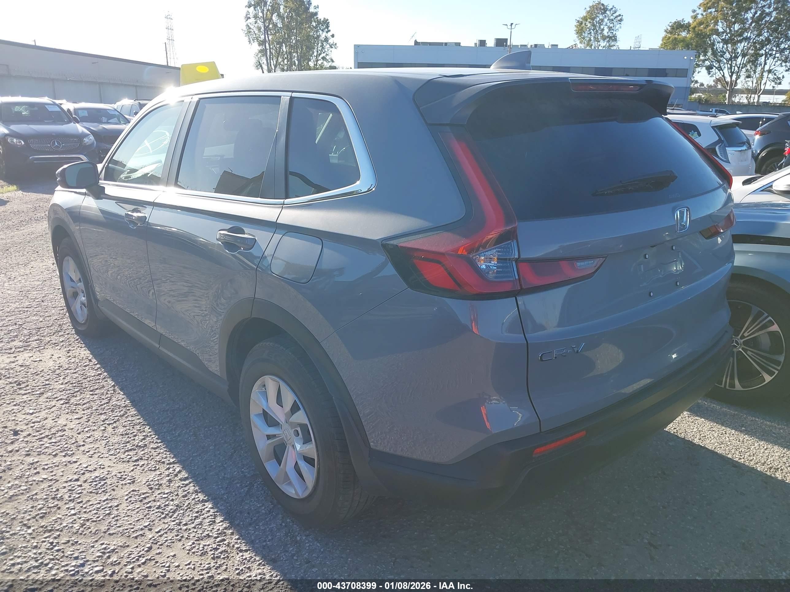 HONDA CR-V image 3