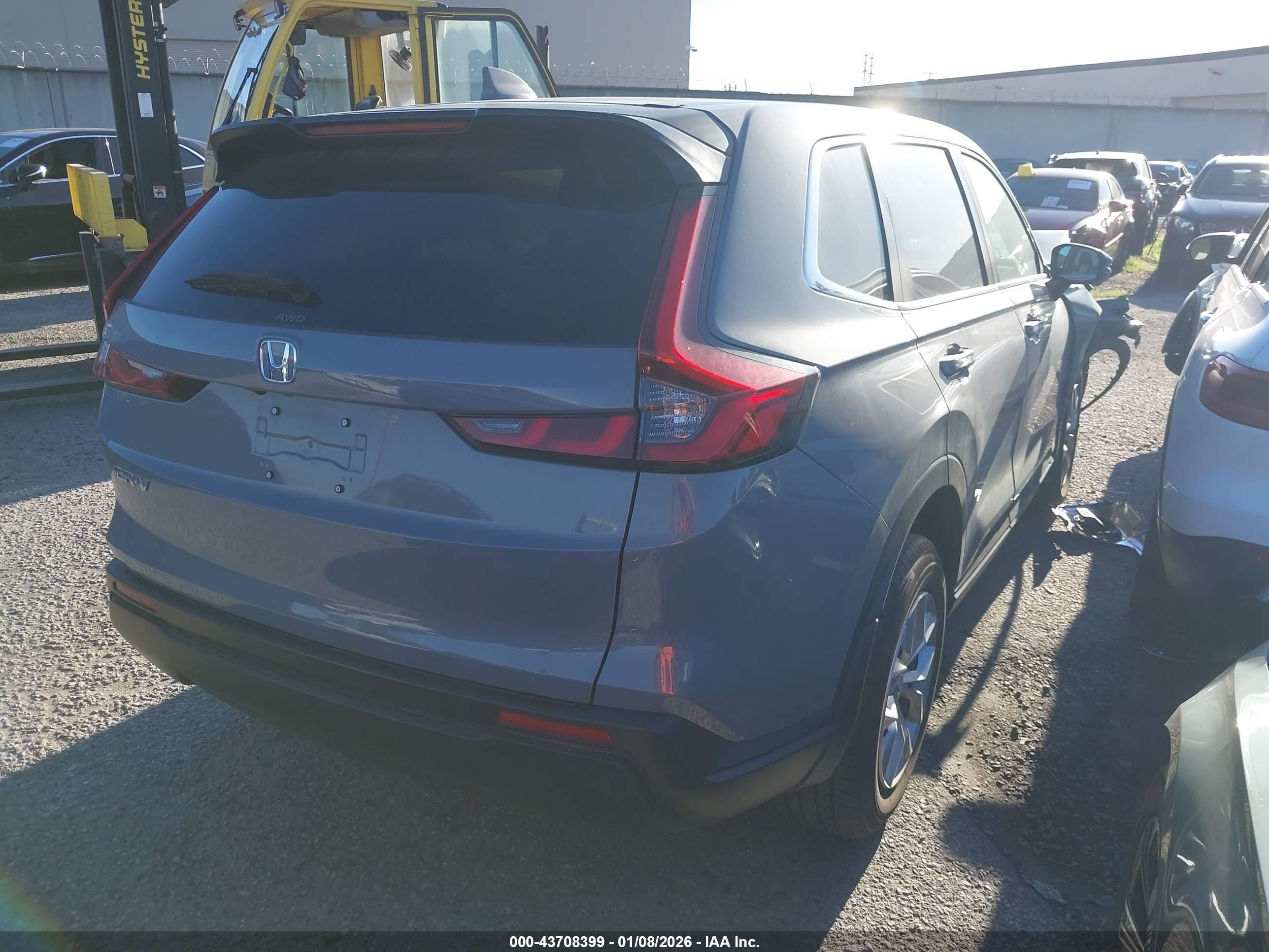 HONDA CR-V image 4