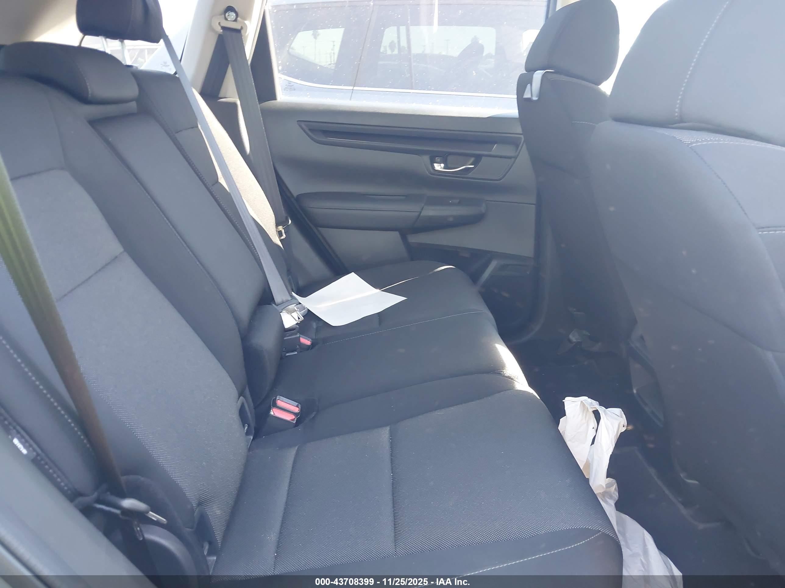 HONDA CR-V image 8
