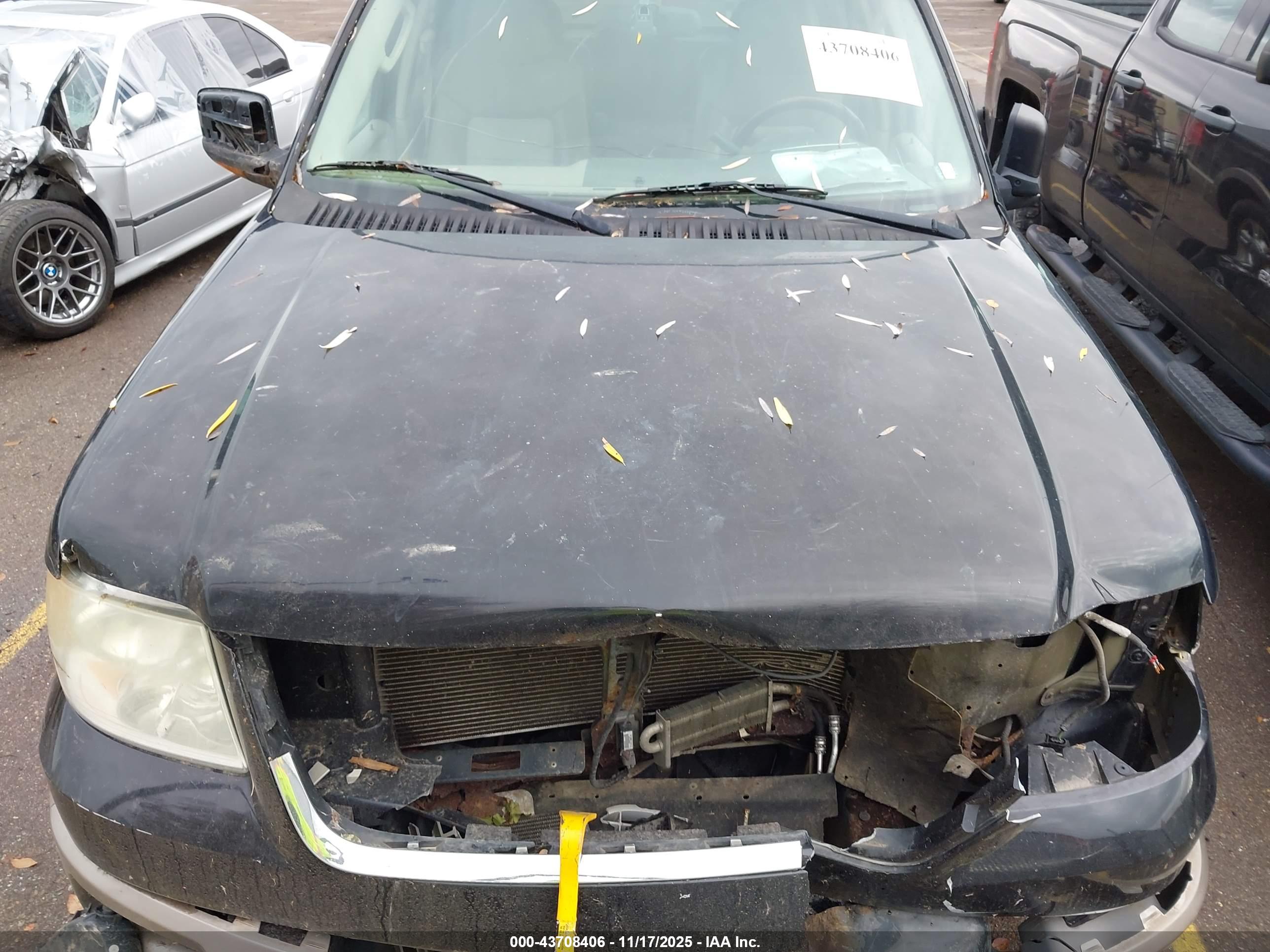FORD EXPEDITION image 10