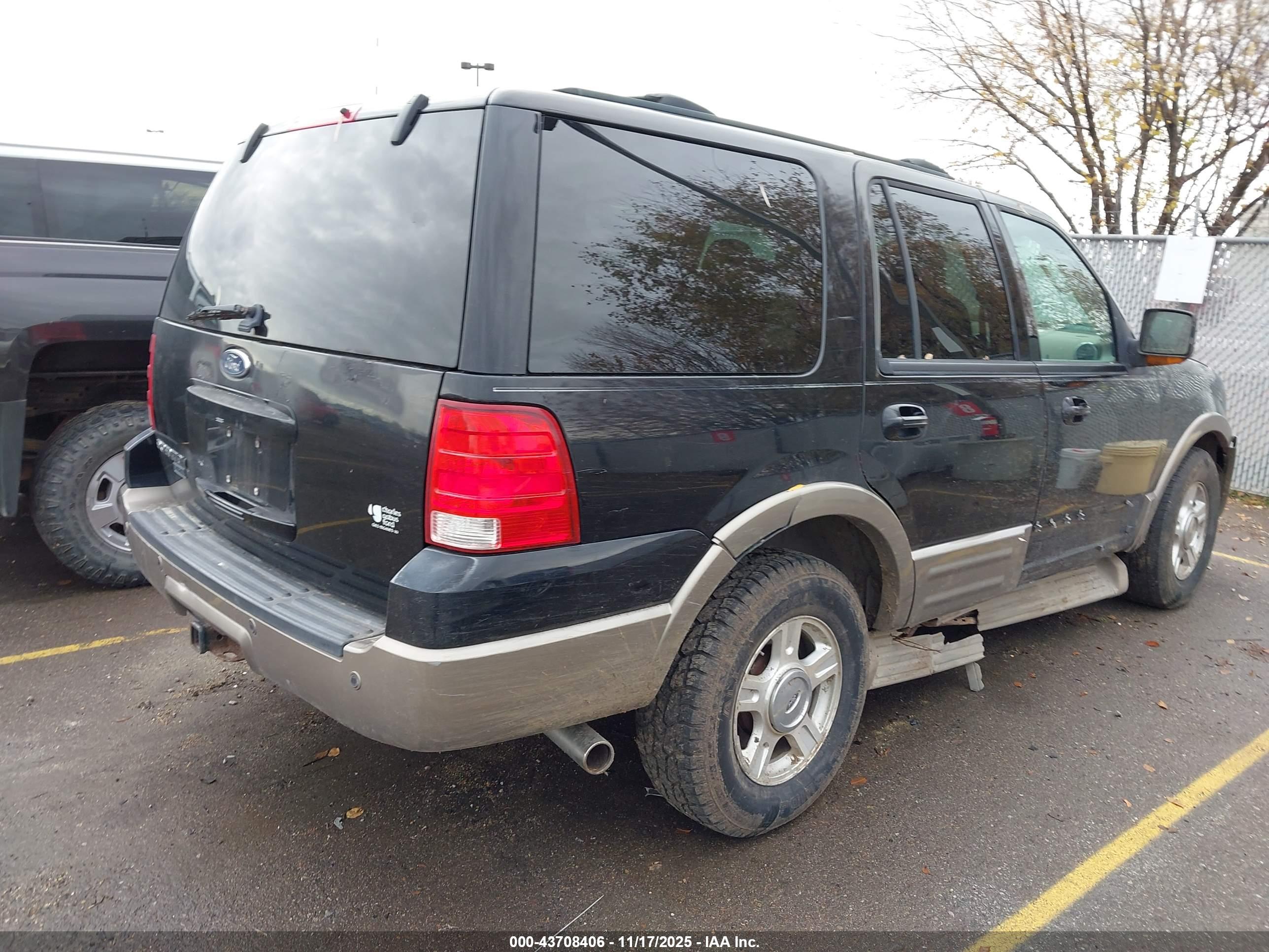 FORD EXPEDITION image 4
