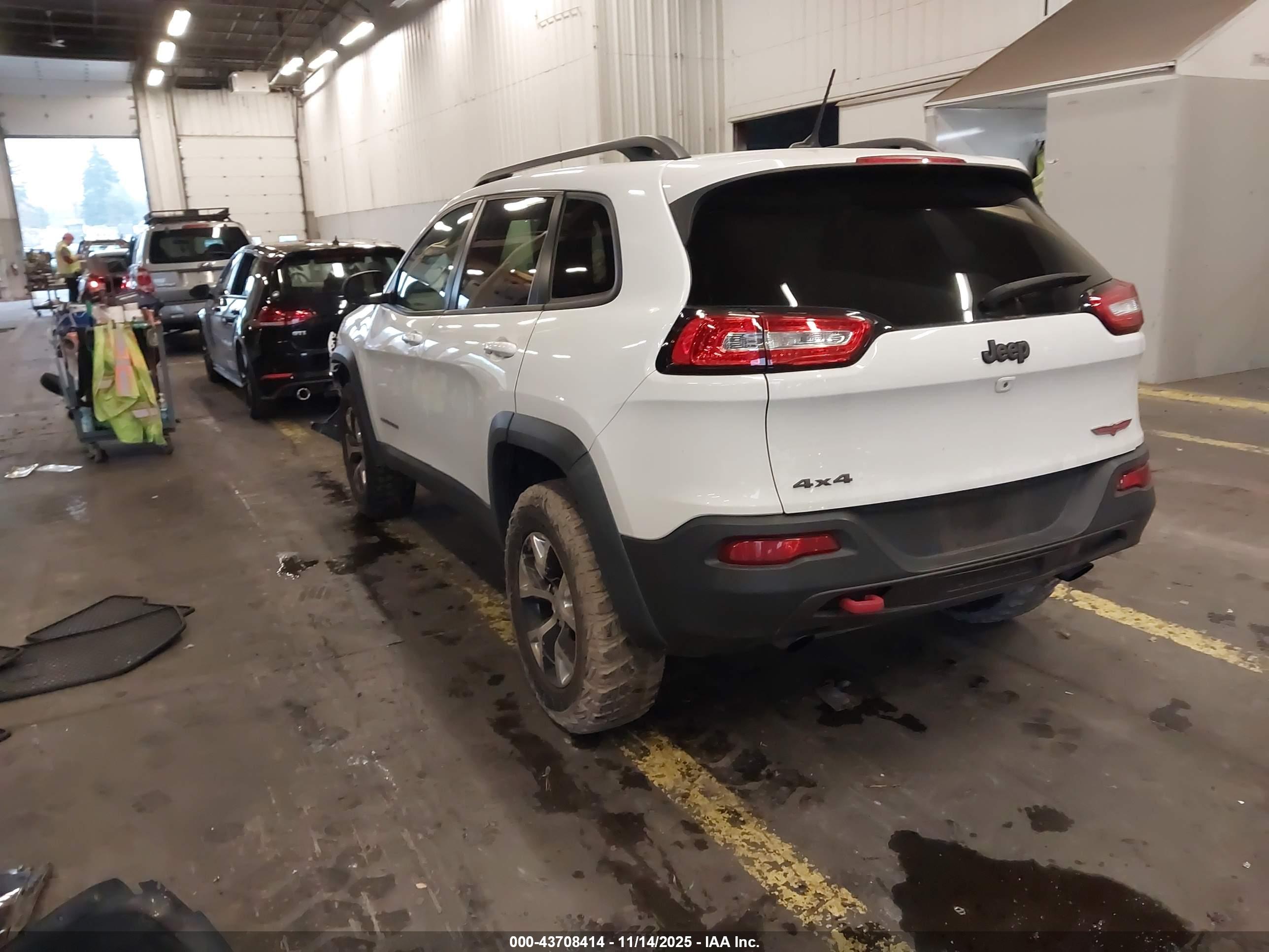 JEEP CHEROKEE image 3