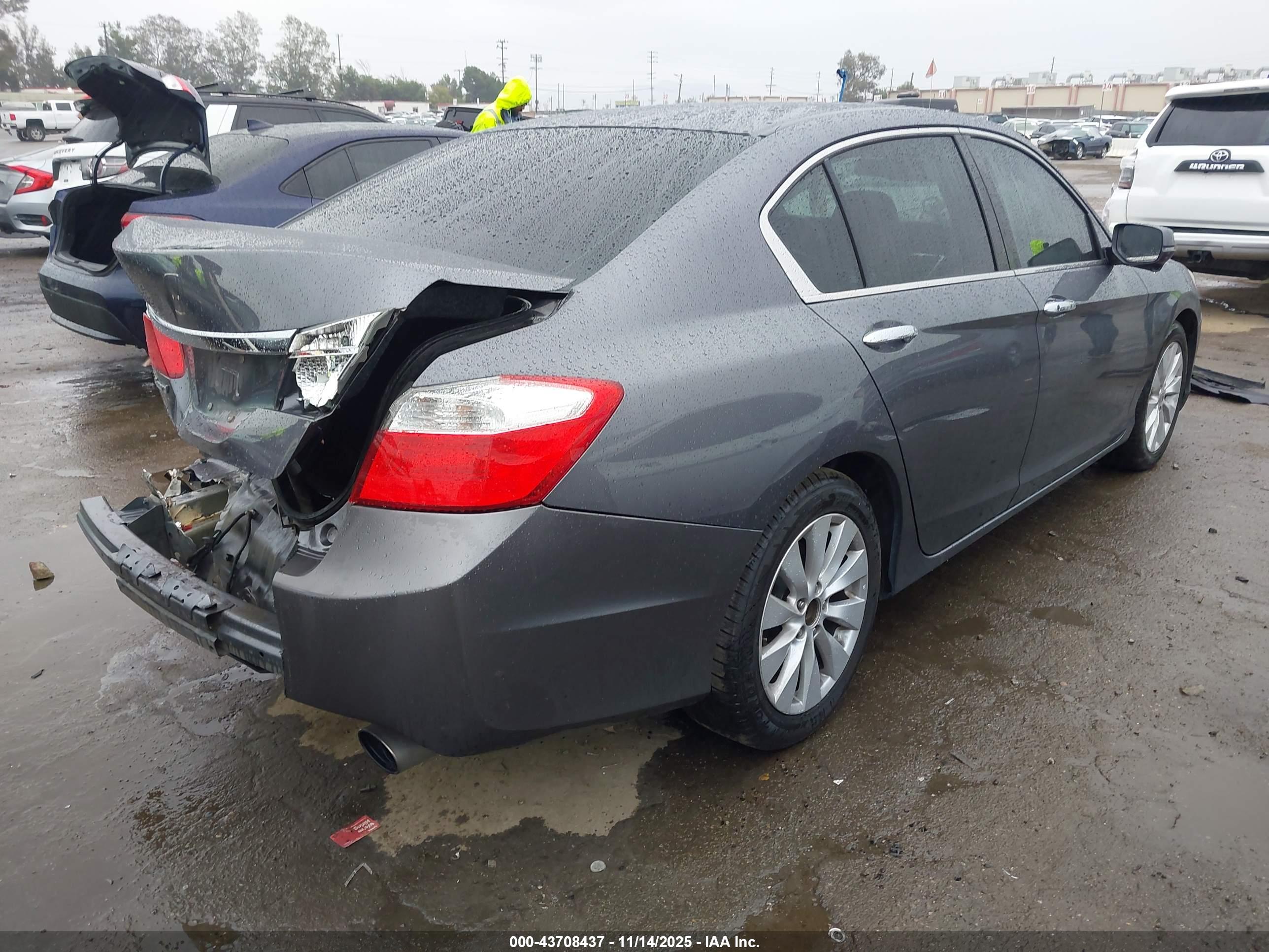 HONDA ACCORD image 4