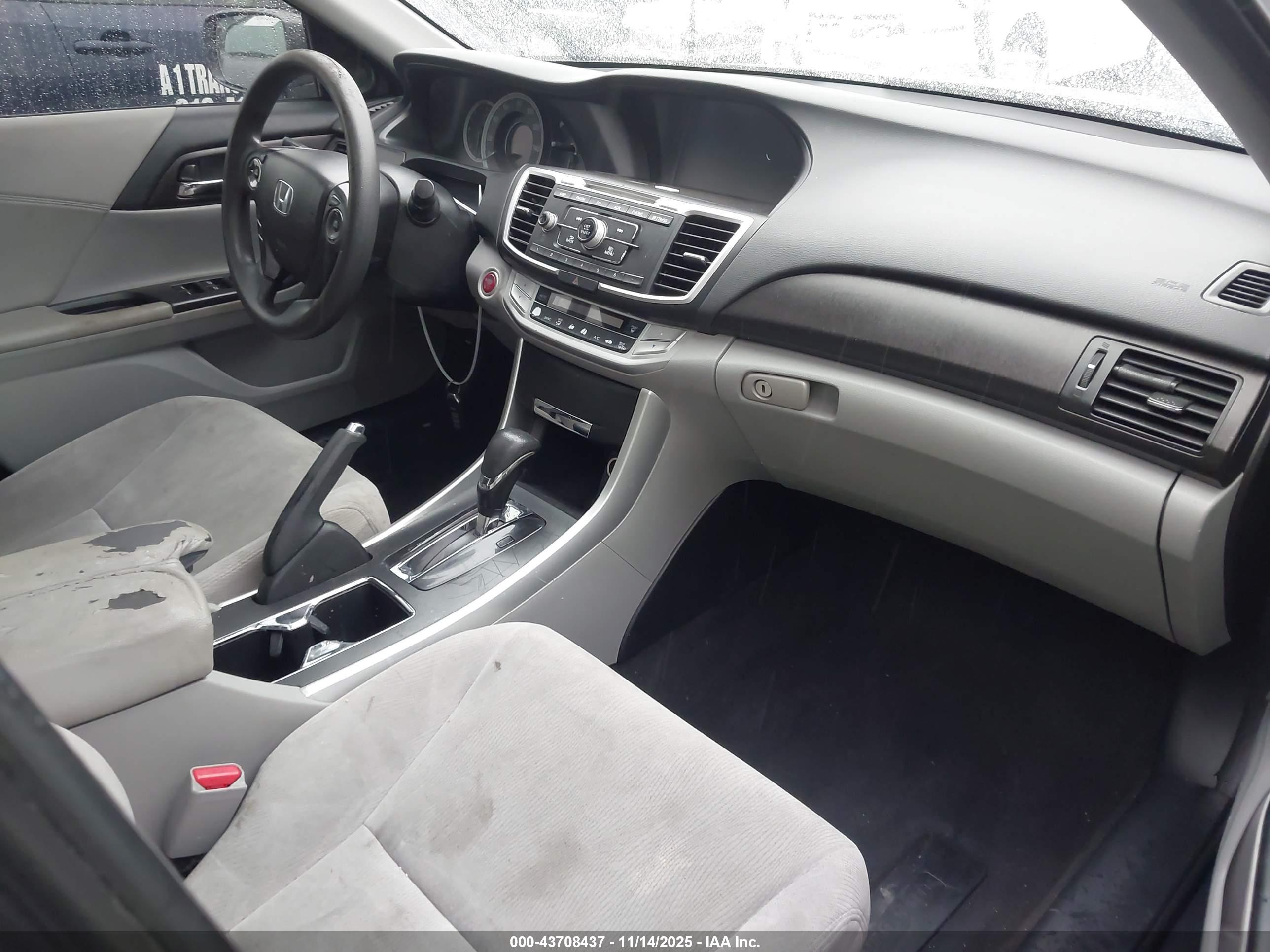 HONDA ACCORD image 5