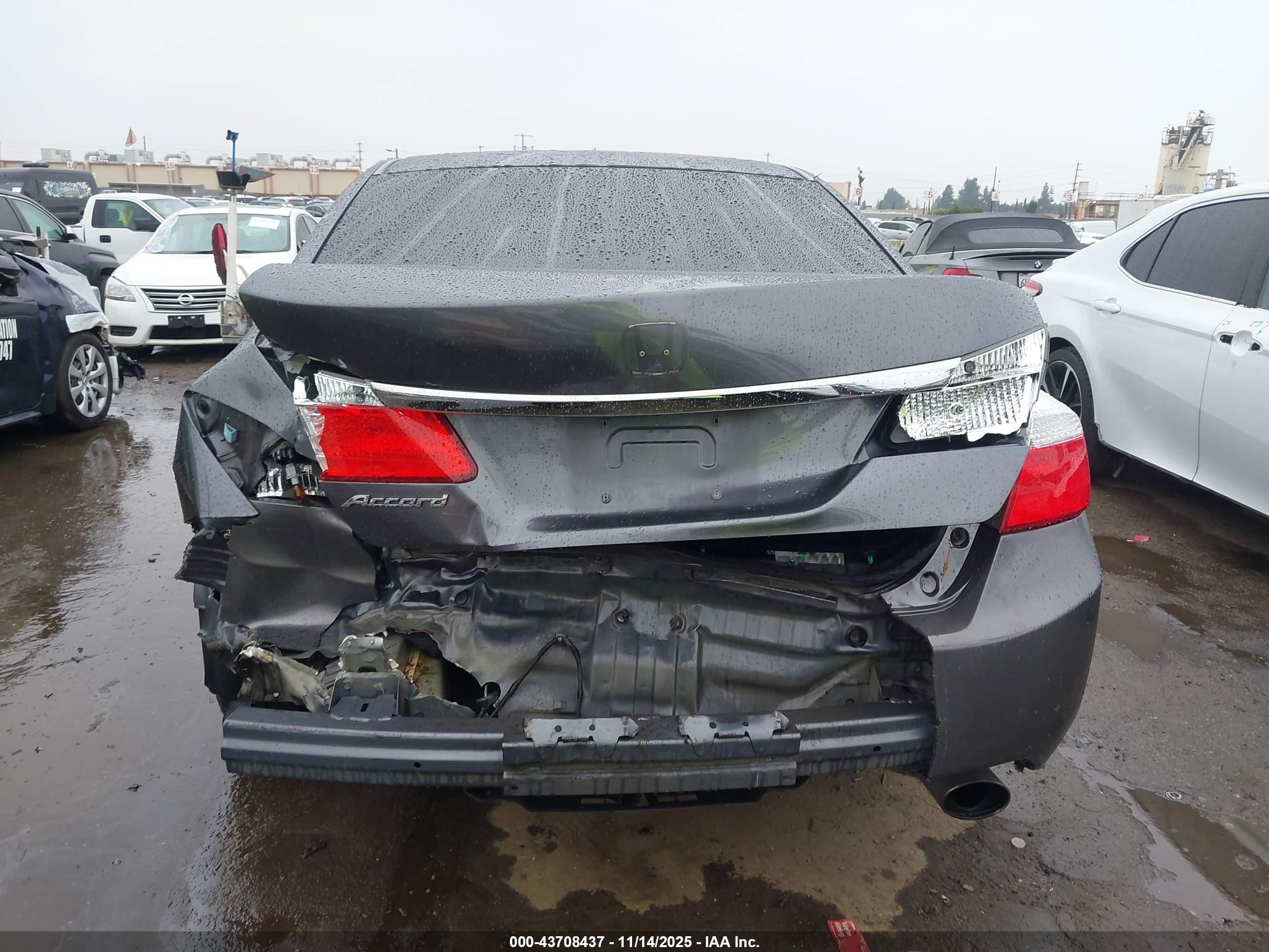 HONDA ACCORD image 6