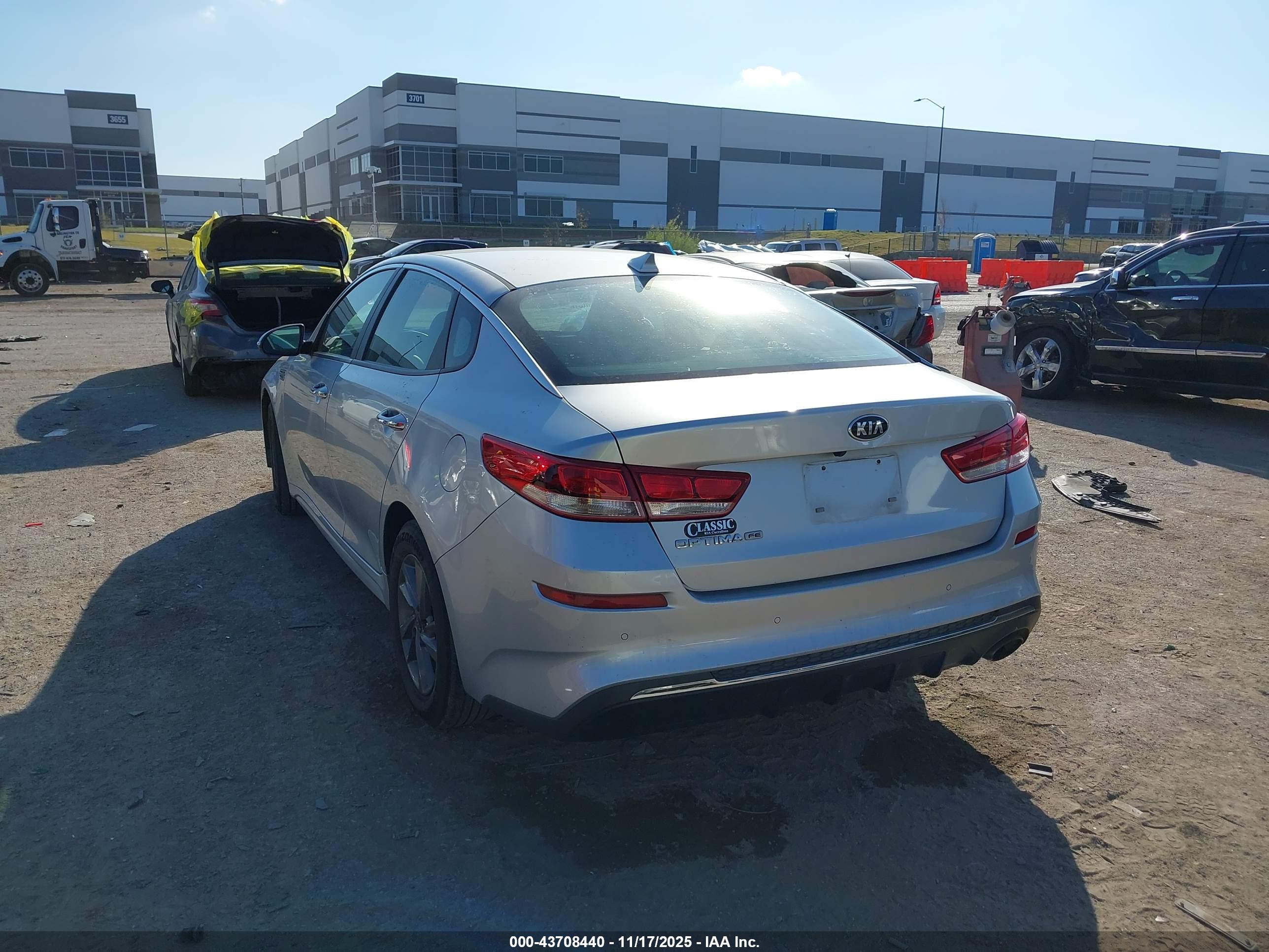 KIA OPTIMA image 3