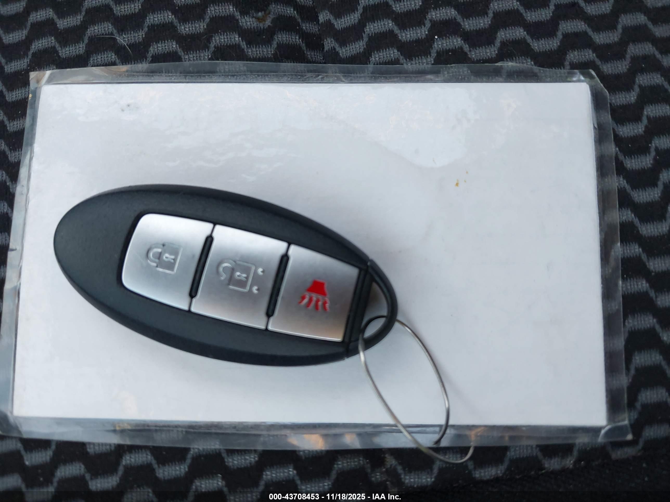 NISSAN JUKE image 11